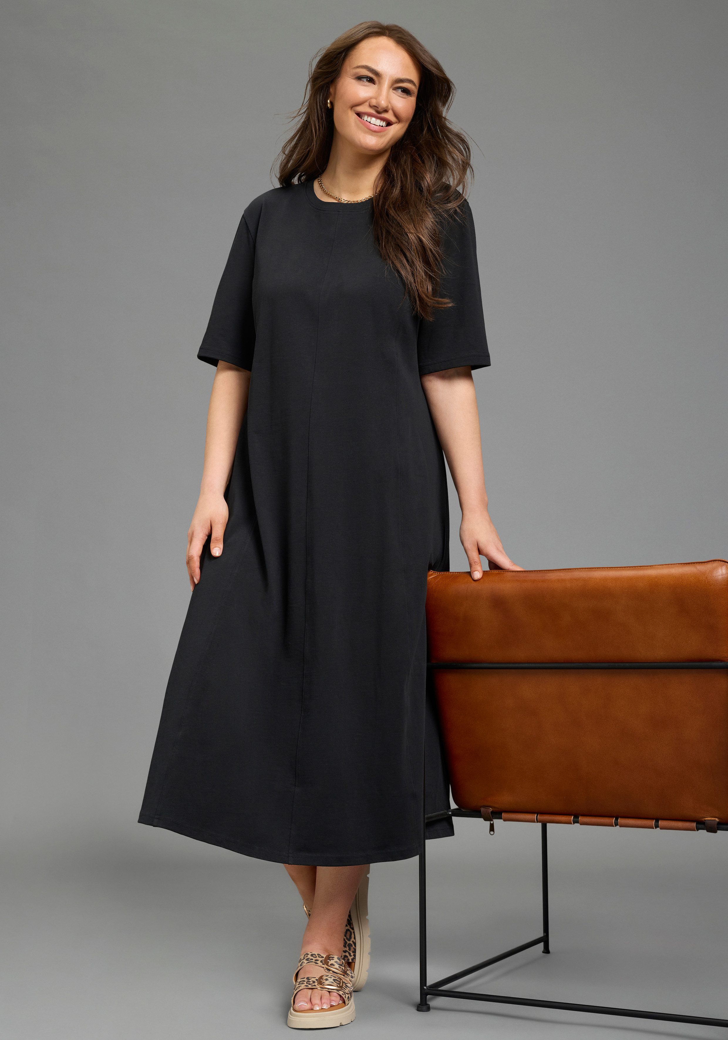 Laura Scott CURVE Maxikleid Große Größen Casual Stil in A-Linie, aus elastischer Shirtware – Bild 5 von 5