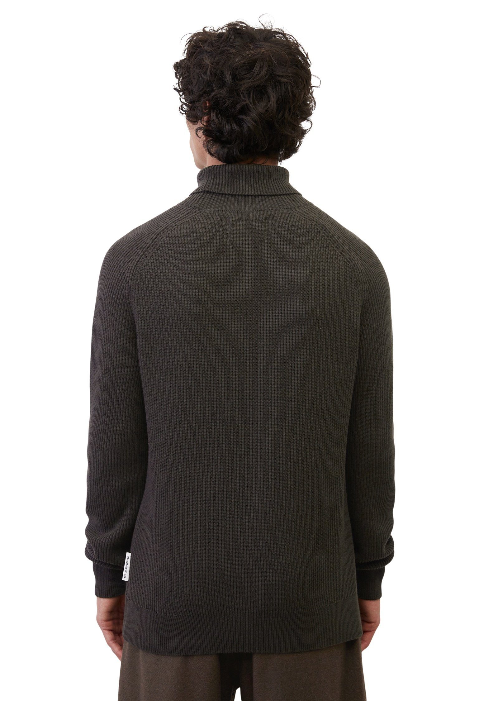 Schafwolle Marc dunkelbraun aus O'Polo Bio-Baumwolle Rollkragenpullover und