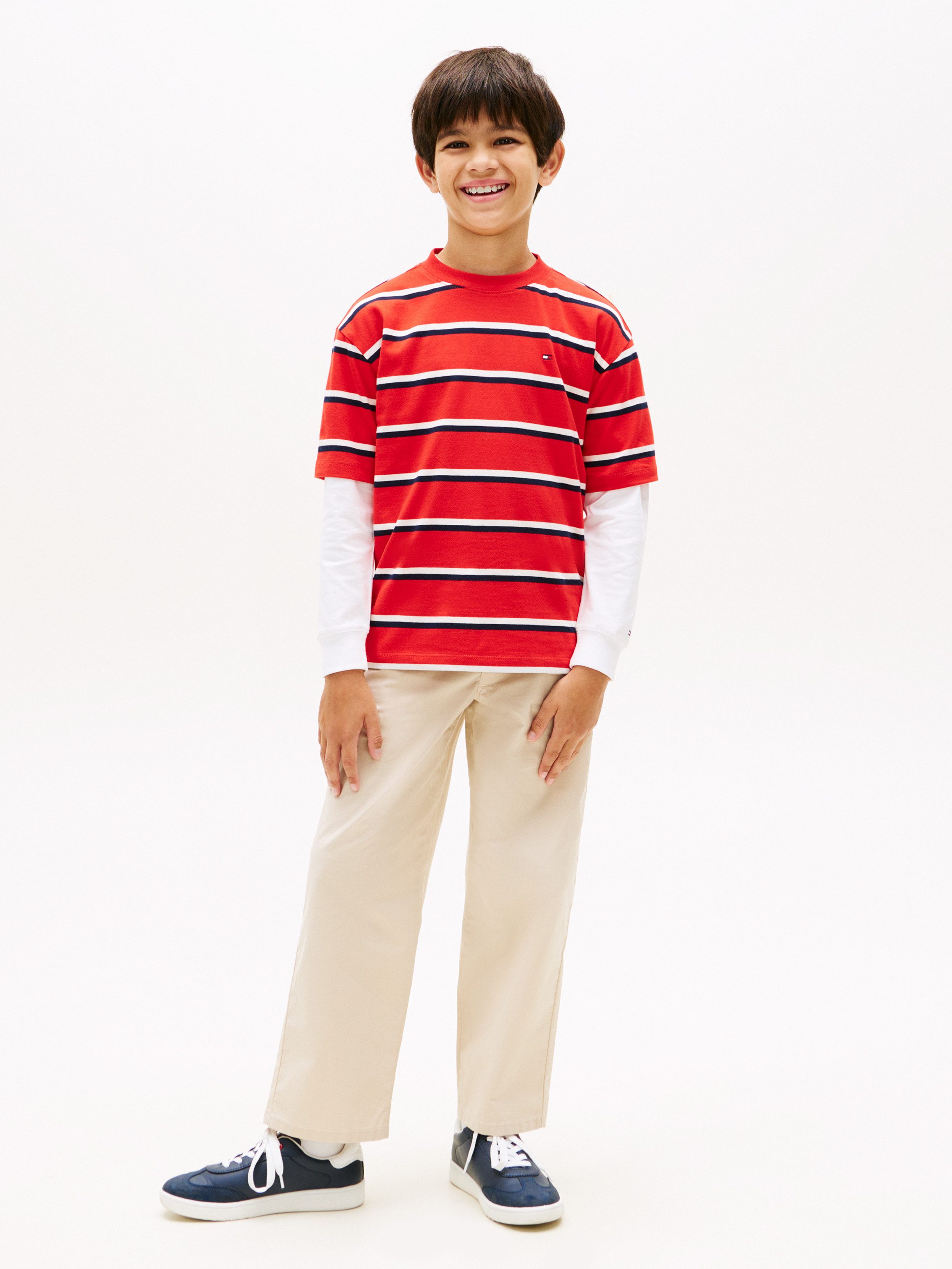 Tommy Hilfiger T-Shirt ESSENTIAL ARCHIVE FIT TEE SS Kinder bis 16 Jahre, Rundhals, Logostickerei