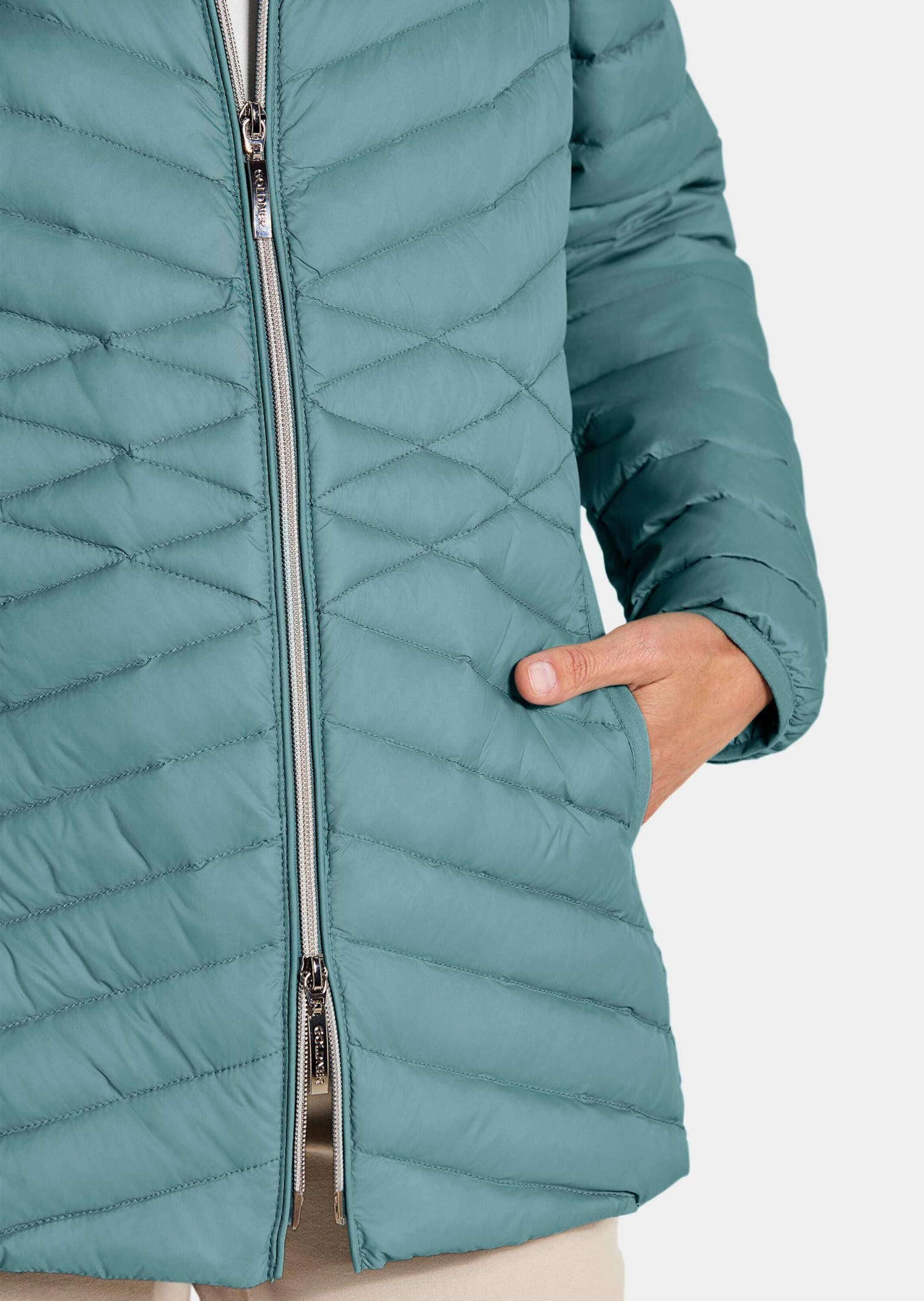 GOLDNER Steppjacke Kurzgröße: Herbstjacke mit Daunen, Stehkragen Verlängerte Jacke in femininer Steppung mit Reißverschluss