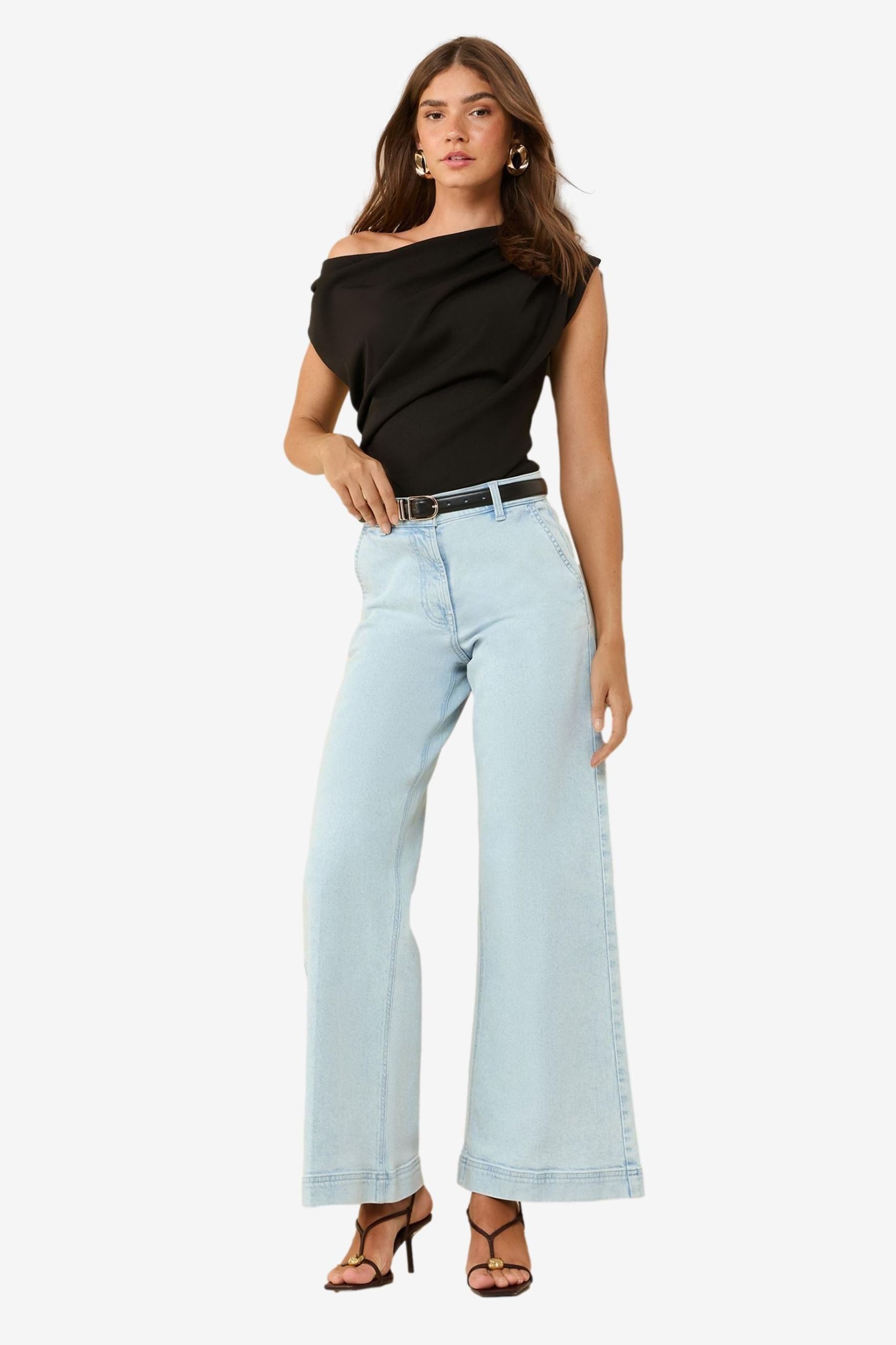 Friends Like These One-Shoulder-Top Friends Like These X Lucy Mecklenburgh Oberteil (1-tlg)