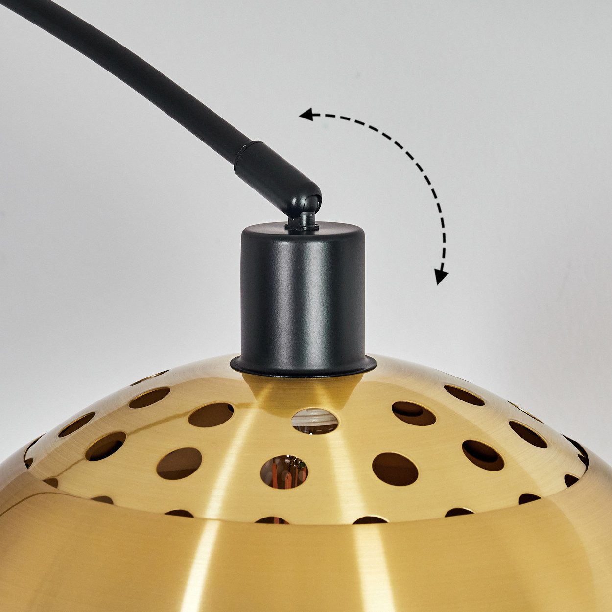 hofstein Bogenlampe Stehlampe aus Metall in Schwarz/Messing gebürstet/Gold im Retro-Design, verstellbare Stehleuchte mit Marmorfuß, Lichteffekt, Fußschalter, E27