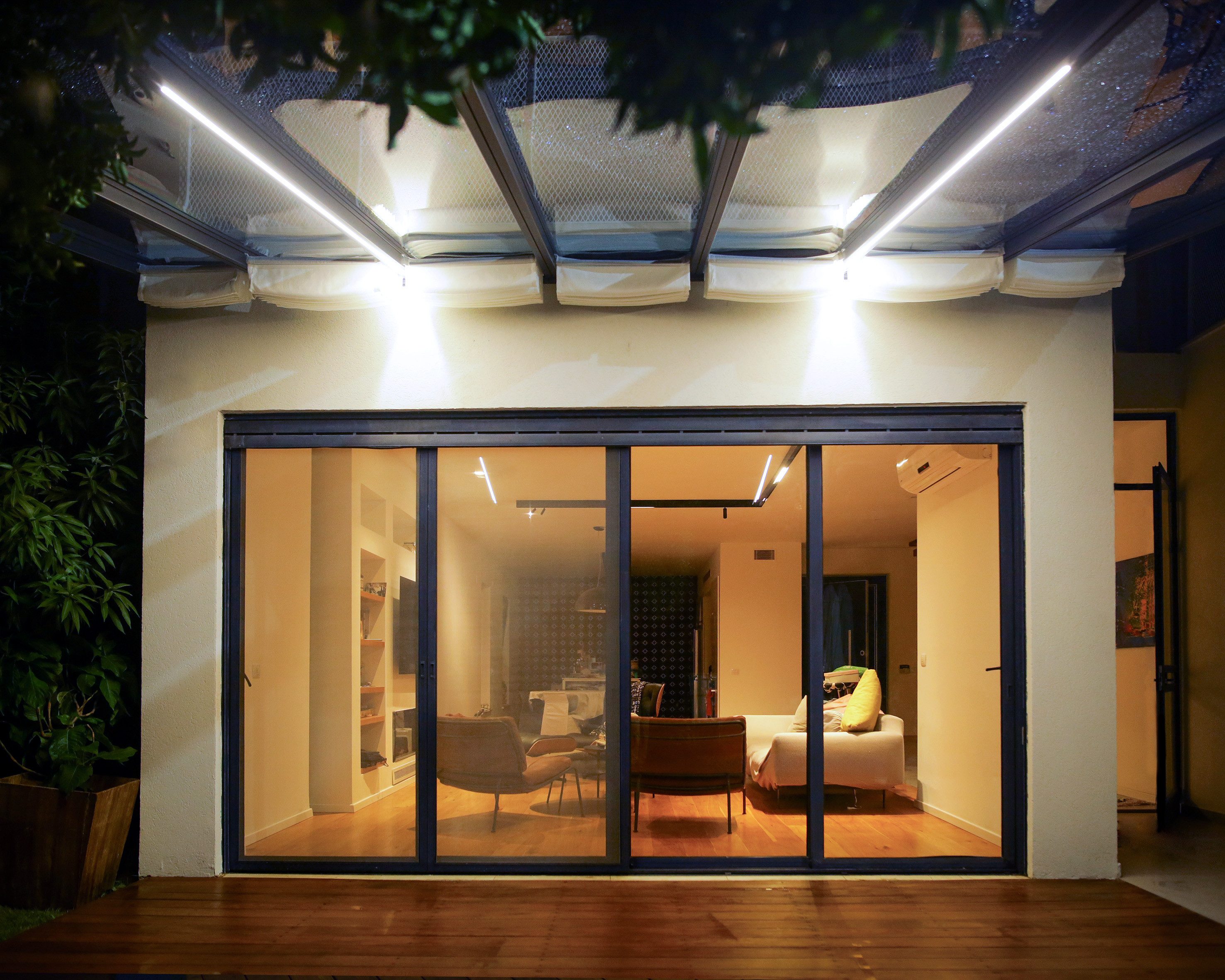 Palram - Canopia LED Lichtleiste flexibler LED-Lichtstreifen, LED fest integriert, Neutralweiß, warmweiß - kaltweiß, wasserdicht nach IP67