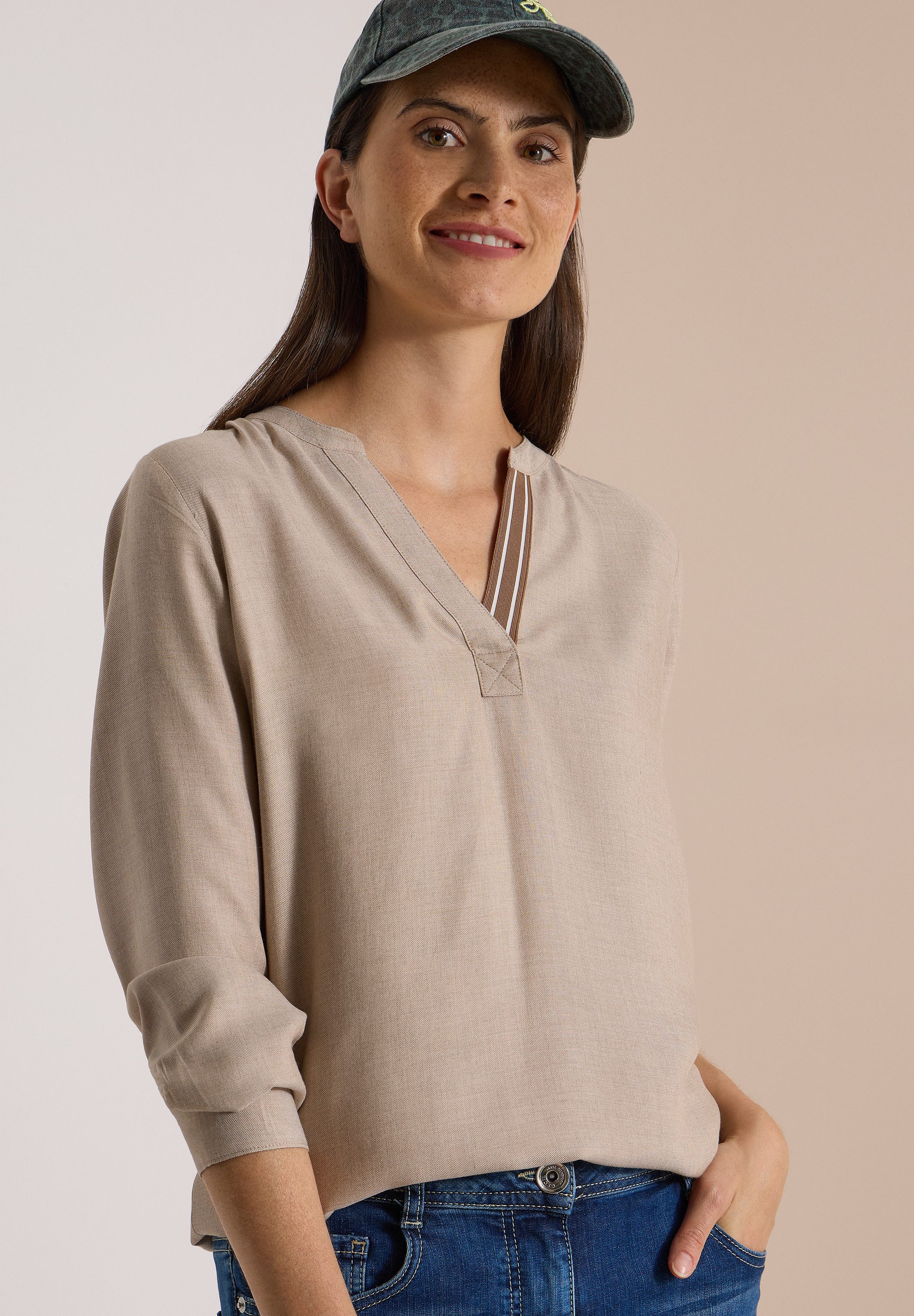CECIL Shirtbluse mit geschlitztem Rundhalsausschnitt