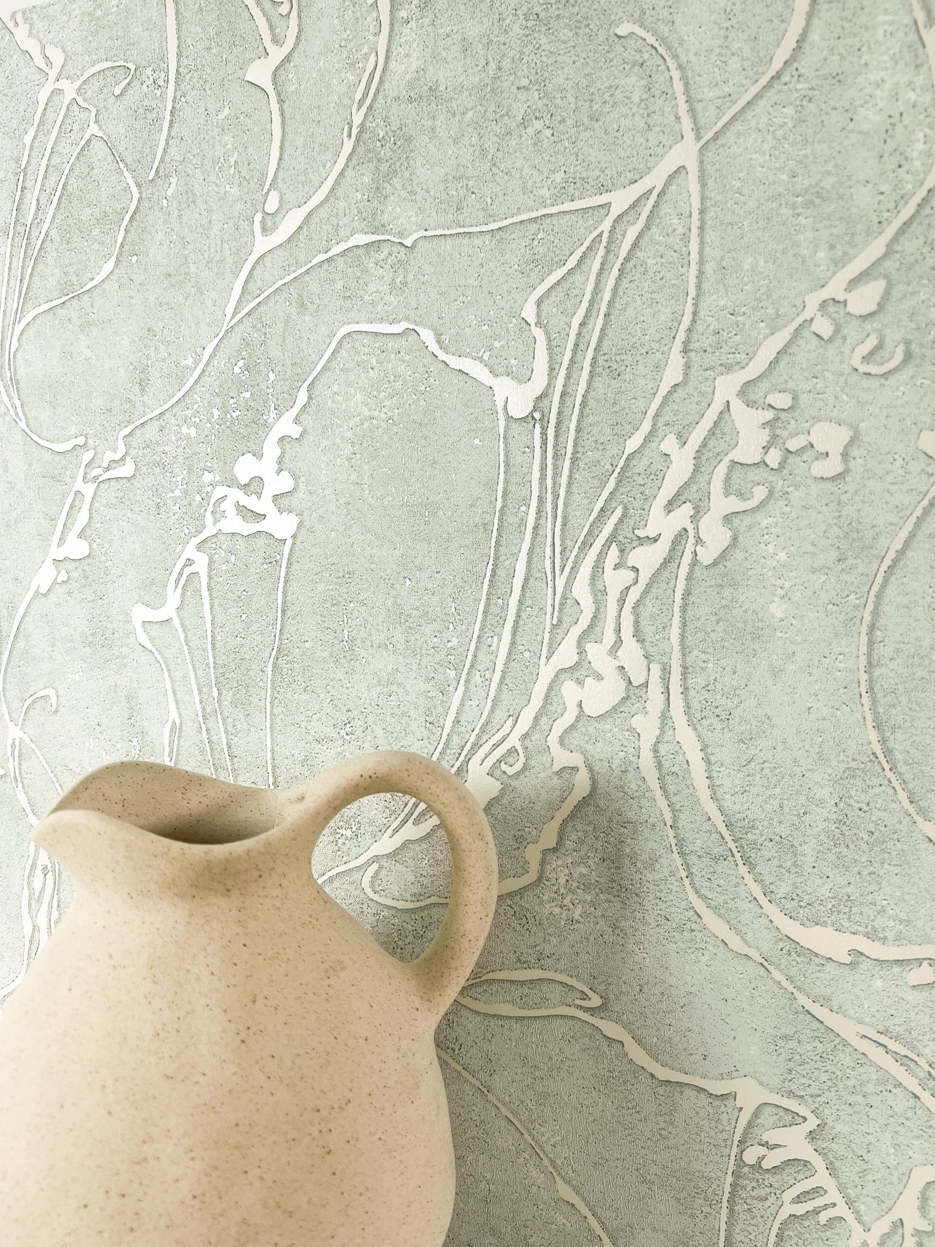 Newroom Vliestapete Fozia Icy Light Blue Tapete Mustertapete Grafik,Linien,Leicht glänzend, Türkis Tapete Modern Grafik - Glanztapete Abstrakt Hellblau Silber Grafisch 3D Optik Linien Leicht glänzend für Wohnzimmer Schlafzimmer Küche, Glanztapete