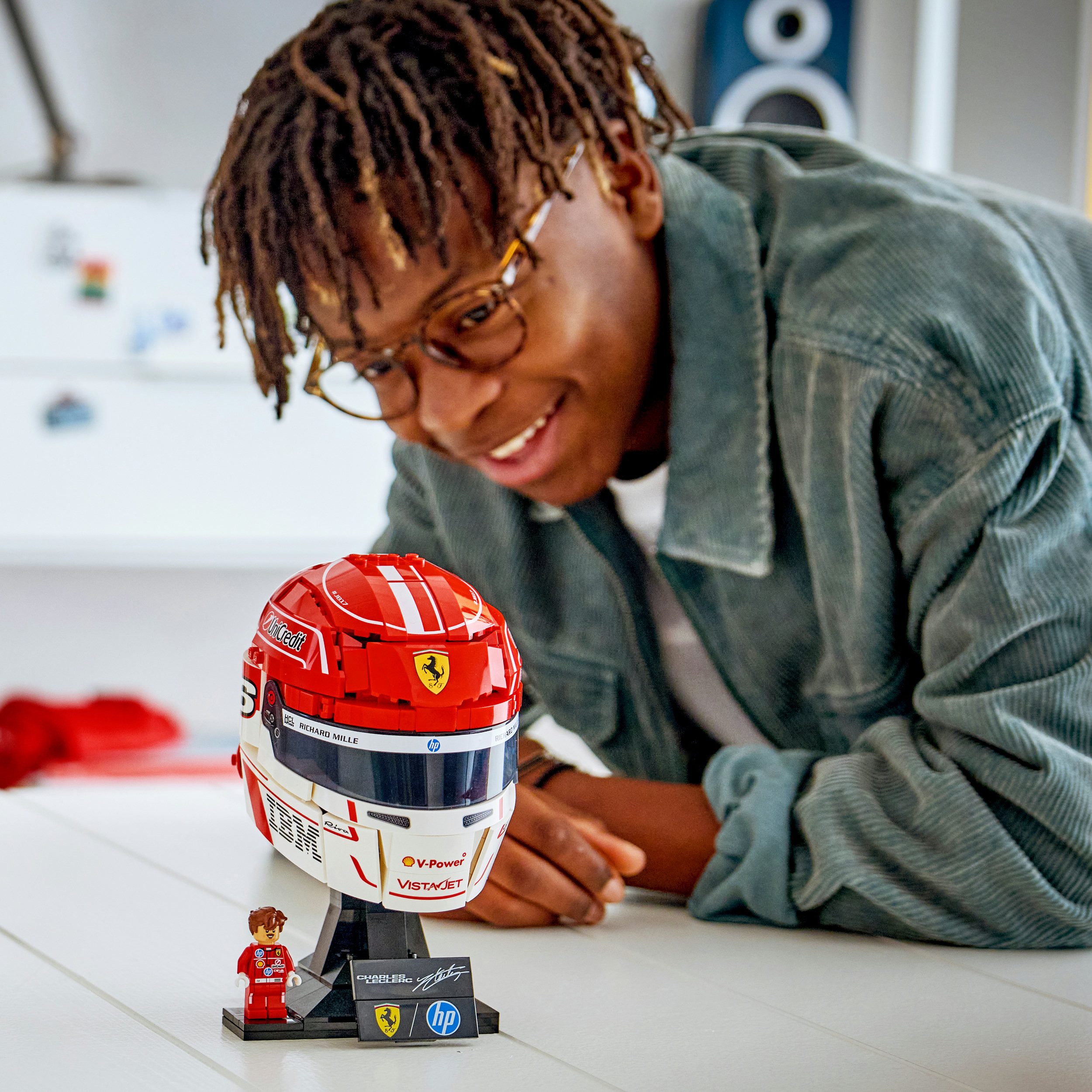 LEGO® Scuderia Ferrari HP Charles Leclerc Helm (43014) Konstruktionsspielsteine, (886 St), LEGO Editions Formula 1