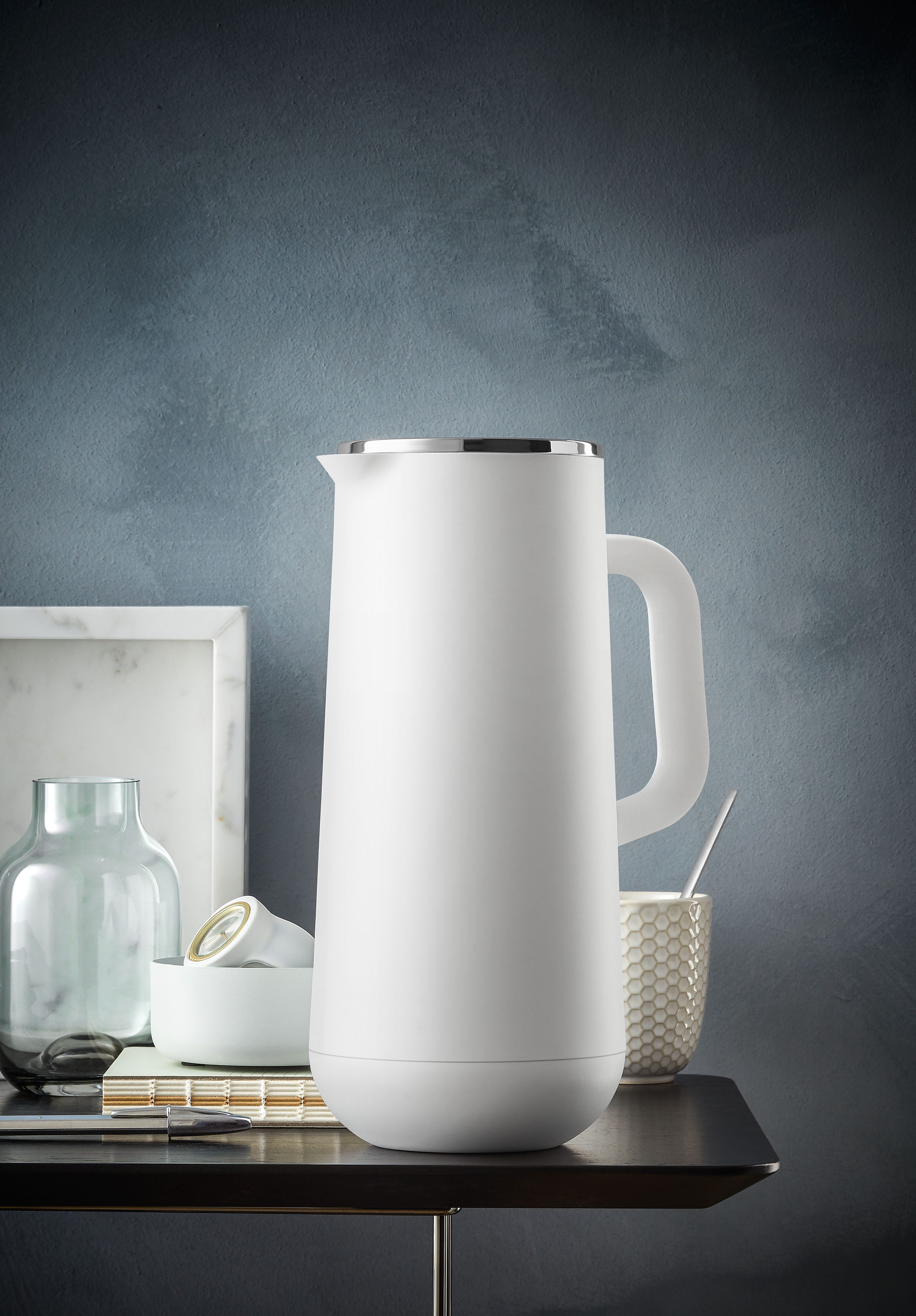 WMF Isolierkanne Impulse, 1 l, ThermaPro-Isolierung, Druckverschluss, tropffreies Ausgießen