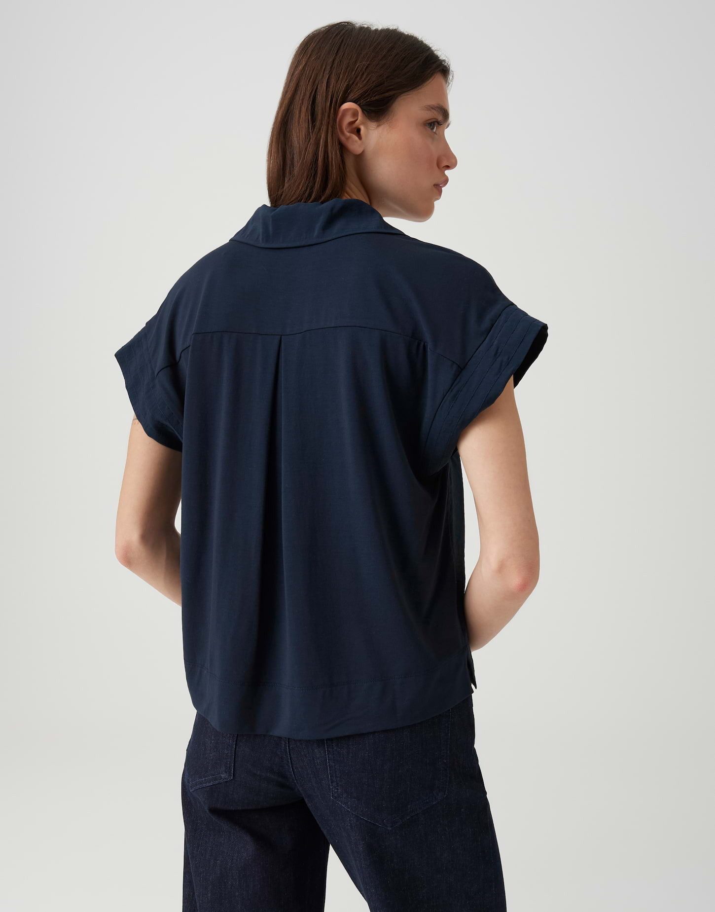 OPUS Kurzarmshirt mit leichter Front Rückenfalte für lockeren Fall – Bild 3 von 5