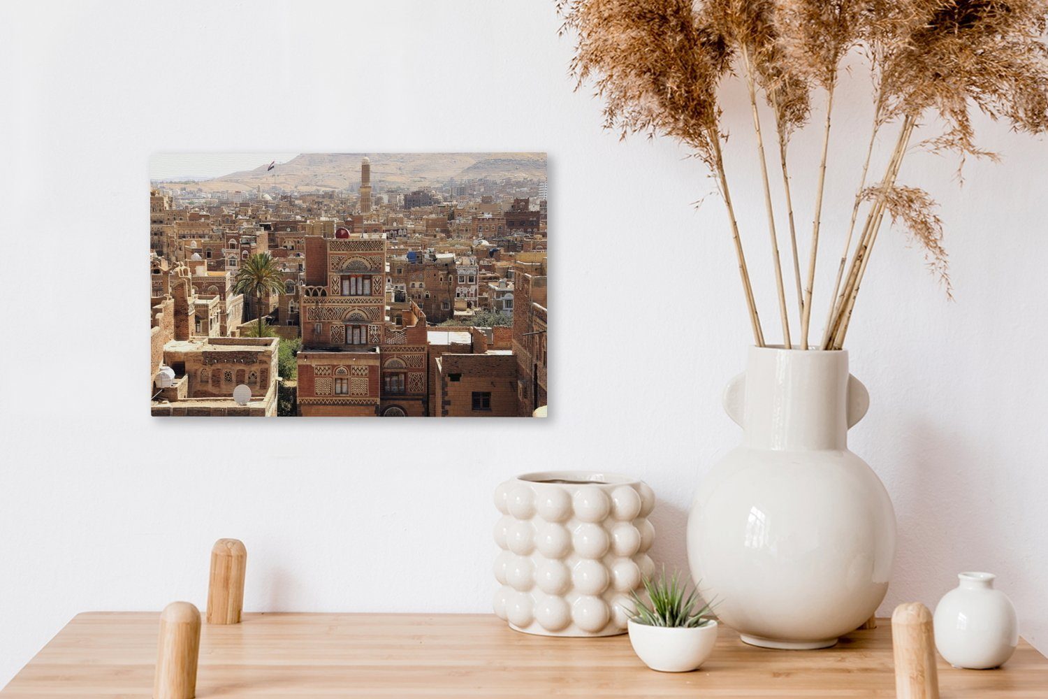 30x20 Innenstadt Palme einsame cm Aufhängefertig, St), im Leinwandbild Wanddeko, OneMillionCanvasses® Sanaa und (1 Wandbild der Leinwandbilder, Stadtbild Jemen,