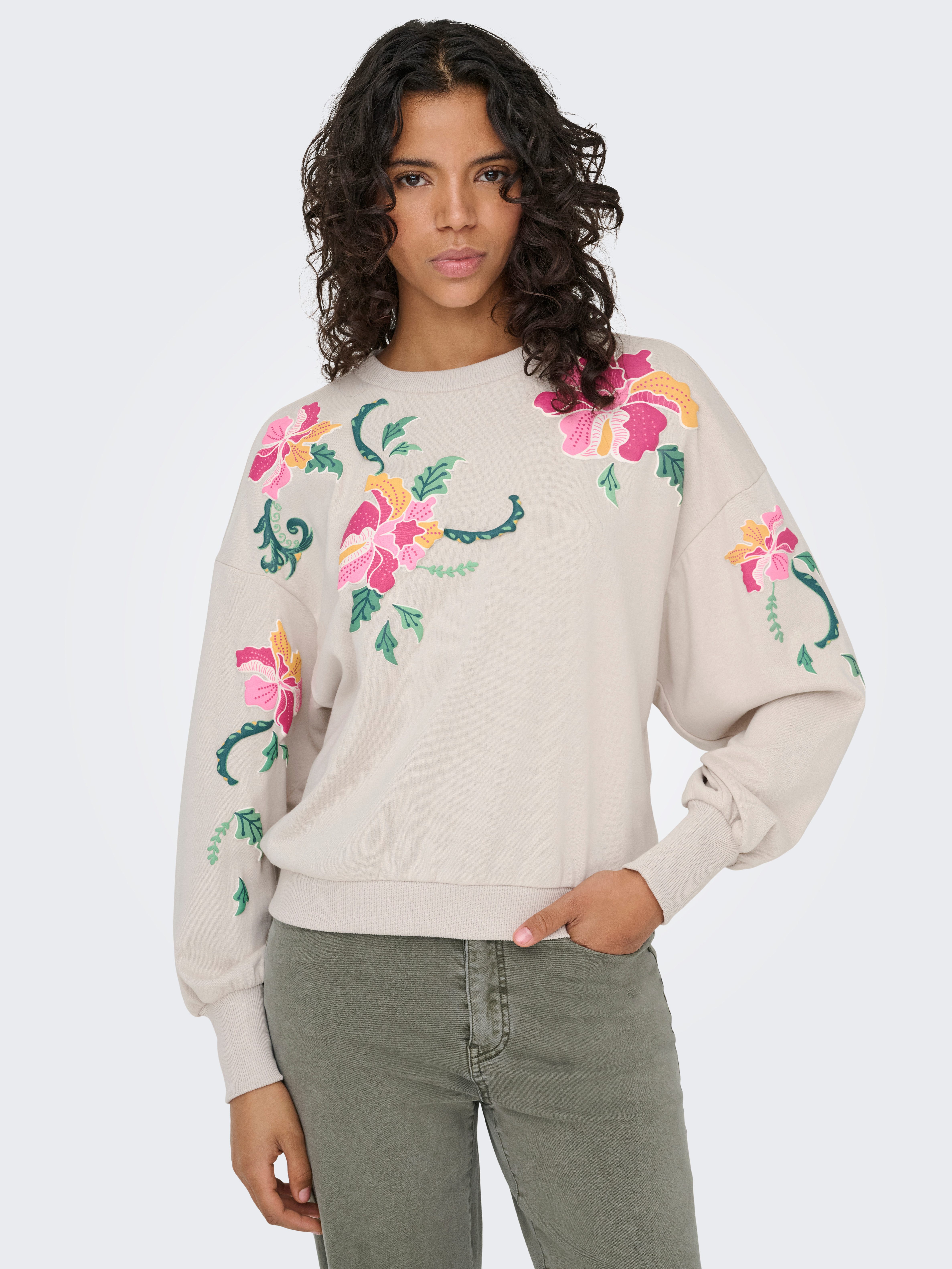 ONLY Sweatshirt ONLBROOKE L/S O-NECK FLOWER SWT Baumwollmischung, regular fit