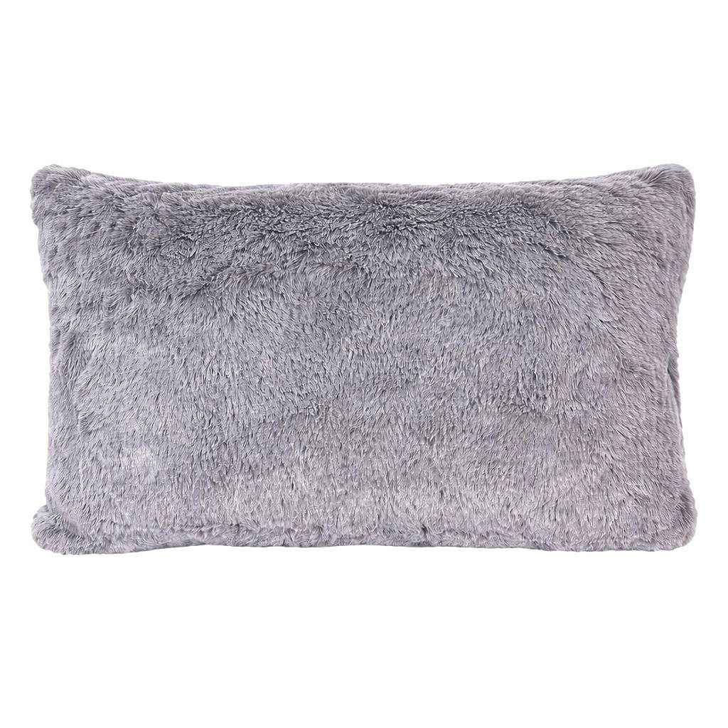 VINNEMEIER GmbH Textil- und Schuhimport Fellkissen Fellkissen Dekokissen Kuschelfell tip white 45 x 45 oder 30 x50, Kissenhülle mit Füllung. € 12,95, (€ 12,95 pro 1 Stk).