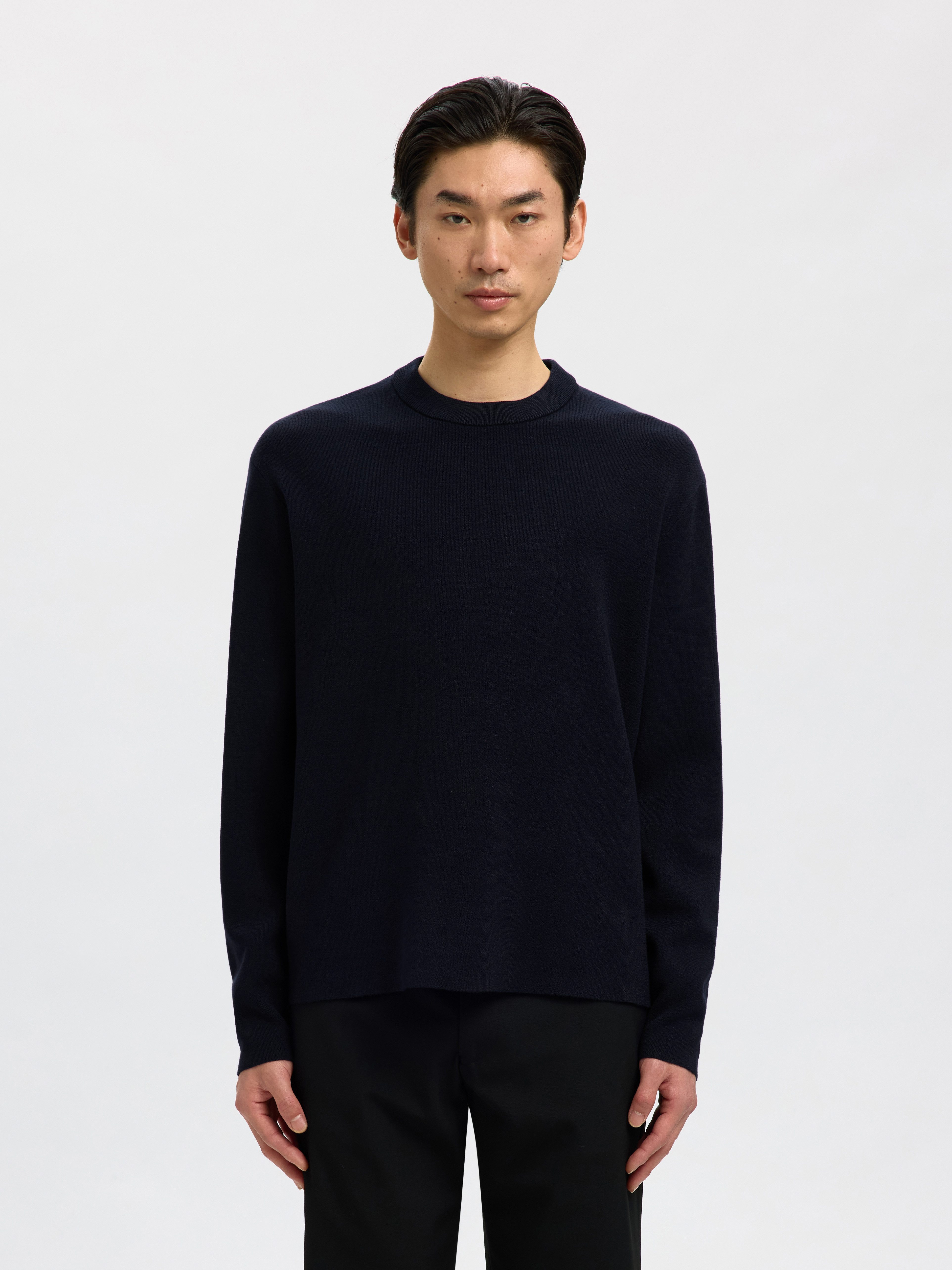 Selected Rundhalspullover SLMTELLER FN CREW NECK NOOS Viskosemischung, regular fit
