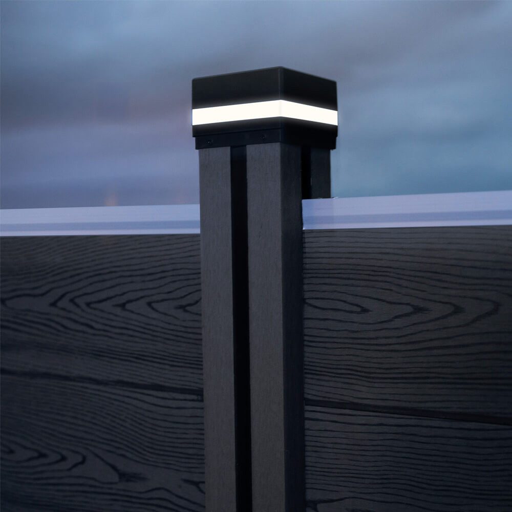 HOME DELUXE Pfostenkappe Pfostenabdeckung mit Solar LED Beleuchtung (2 St)