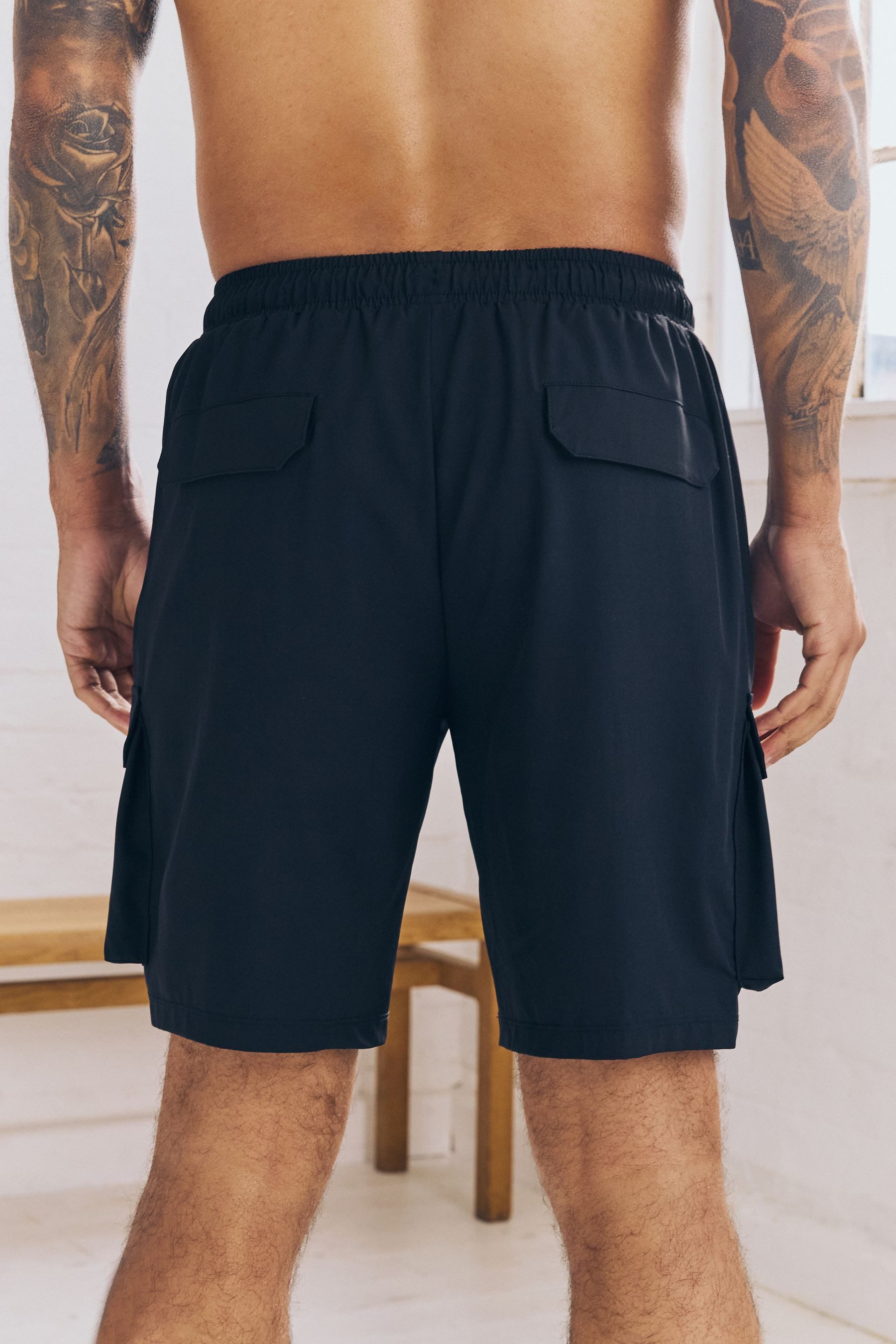 Next Funktionsshorts Active Gym Trainingsshorts im Cargo-Stil (1-tlg)
