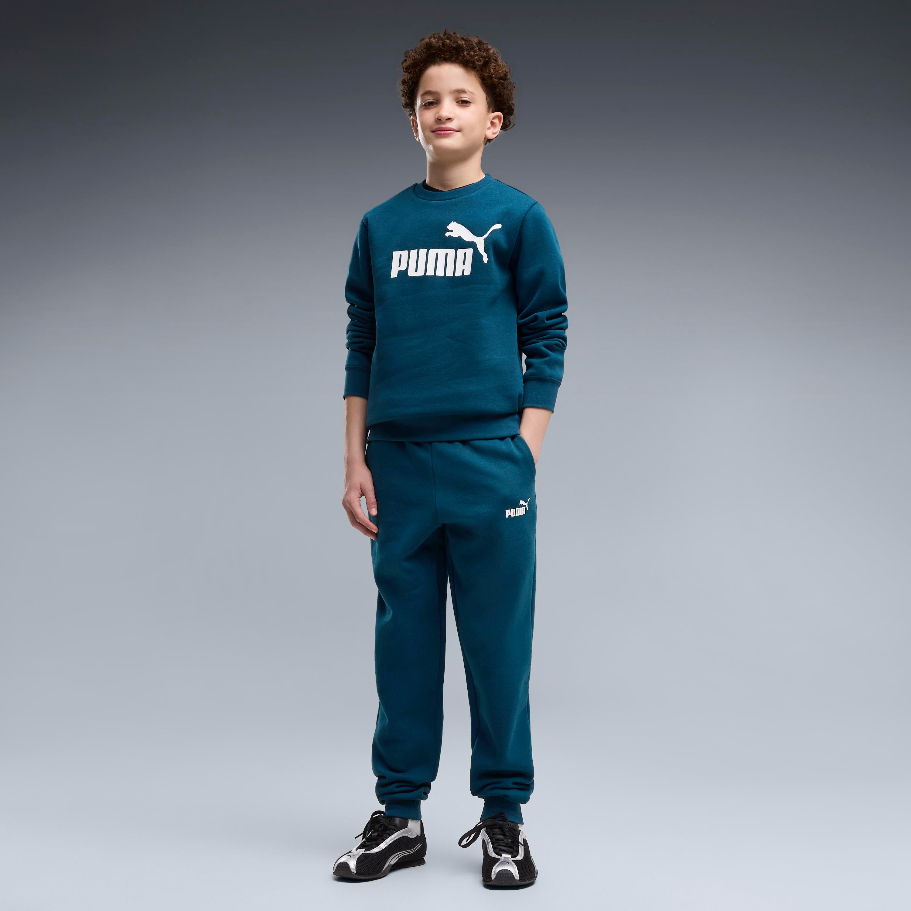 PUMA Trainingsanzug ESS NO1 LOGO CREW SWEAT SUIT FL B (2-tlg), zweiteilig, entspannte Passform, ohne Kapuze