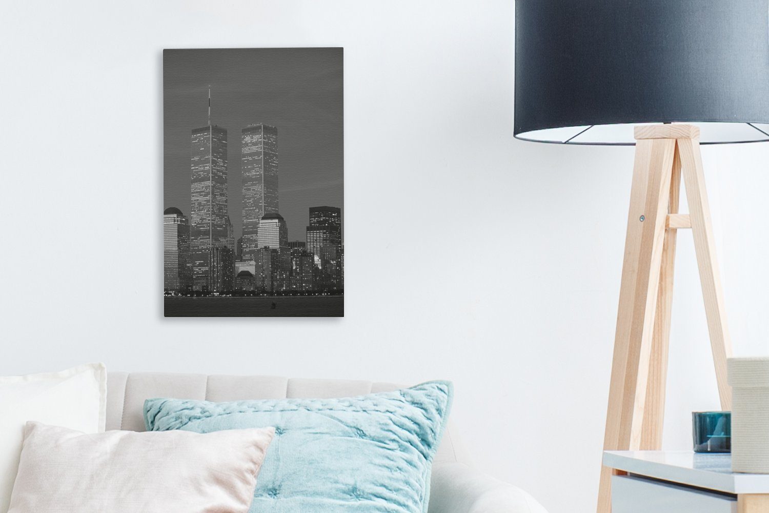 OneMillionCanvasses® Leinwandbild World Trade Center - Abend - Schwarz - Weiß, Fotodruck (1 St), Leinwand Canvas Wandbild, Wanddekoration 20x30 cm – Bild 3 von 5