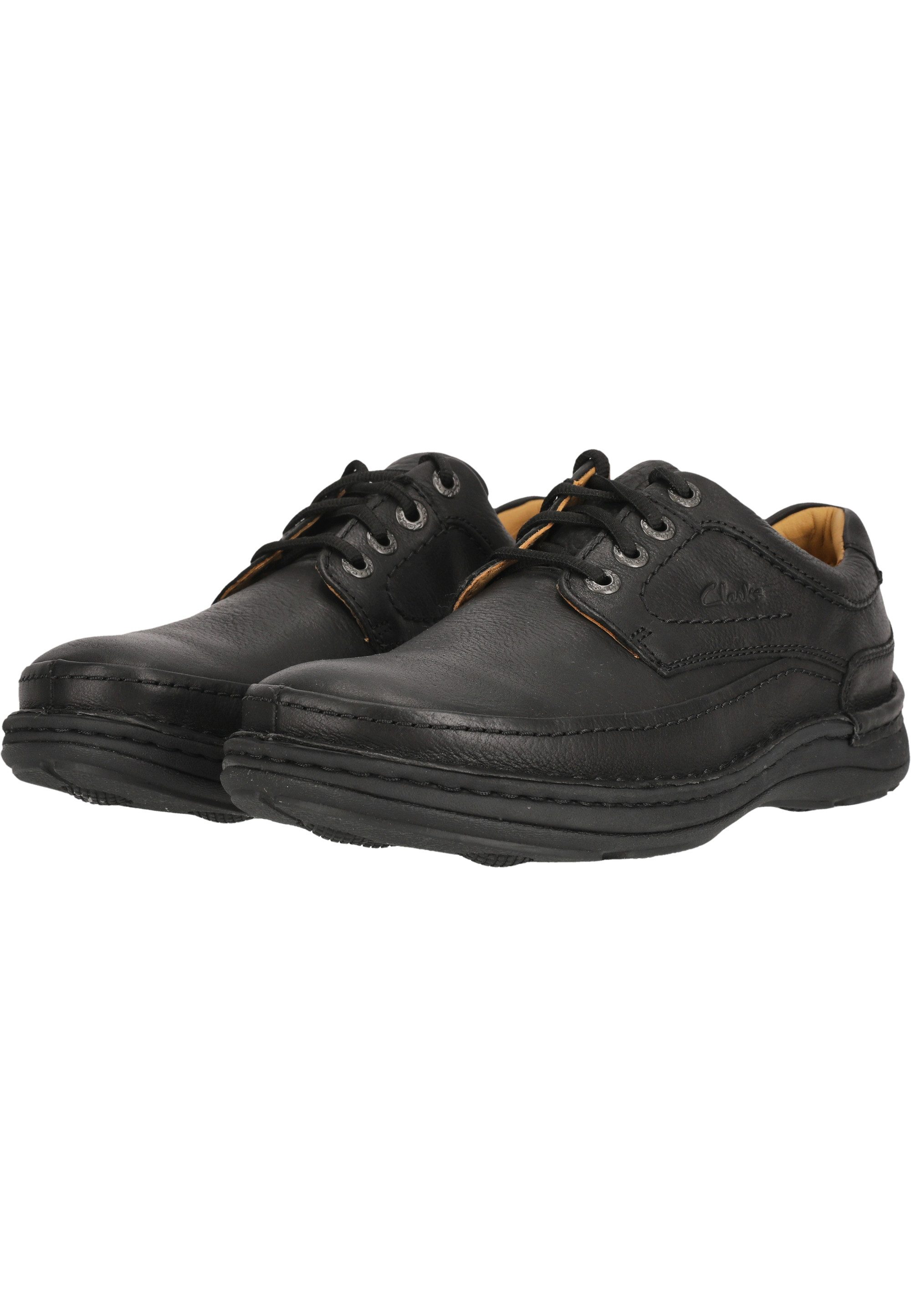 Clarks Nature Schnürschuh mit super weichem Schaffellfutter