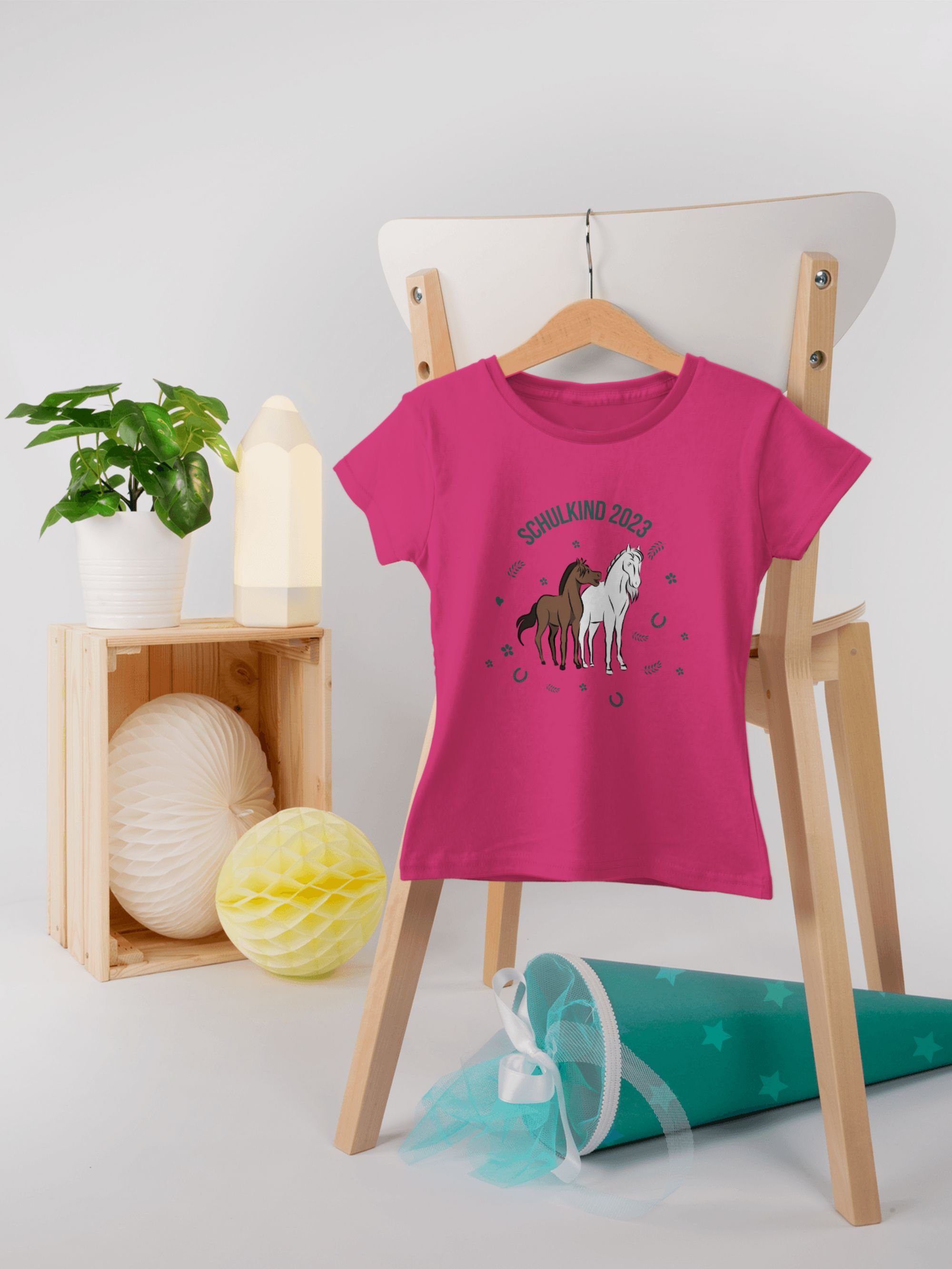 Shirtracer Pferde 2023 Einschulung Schulkind T-Shirt 1 Mädchen Fuchsia
