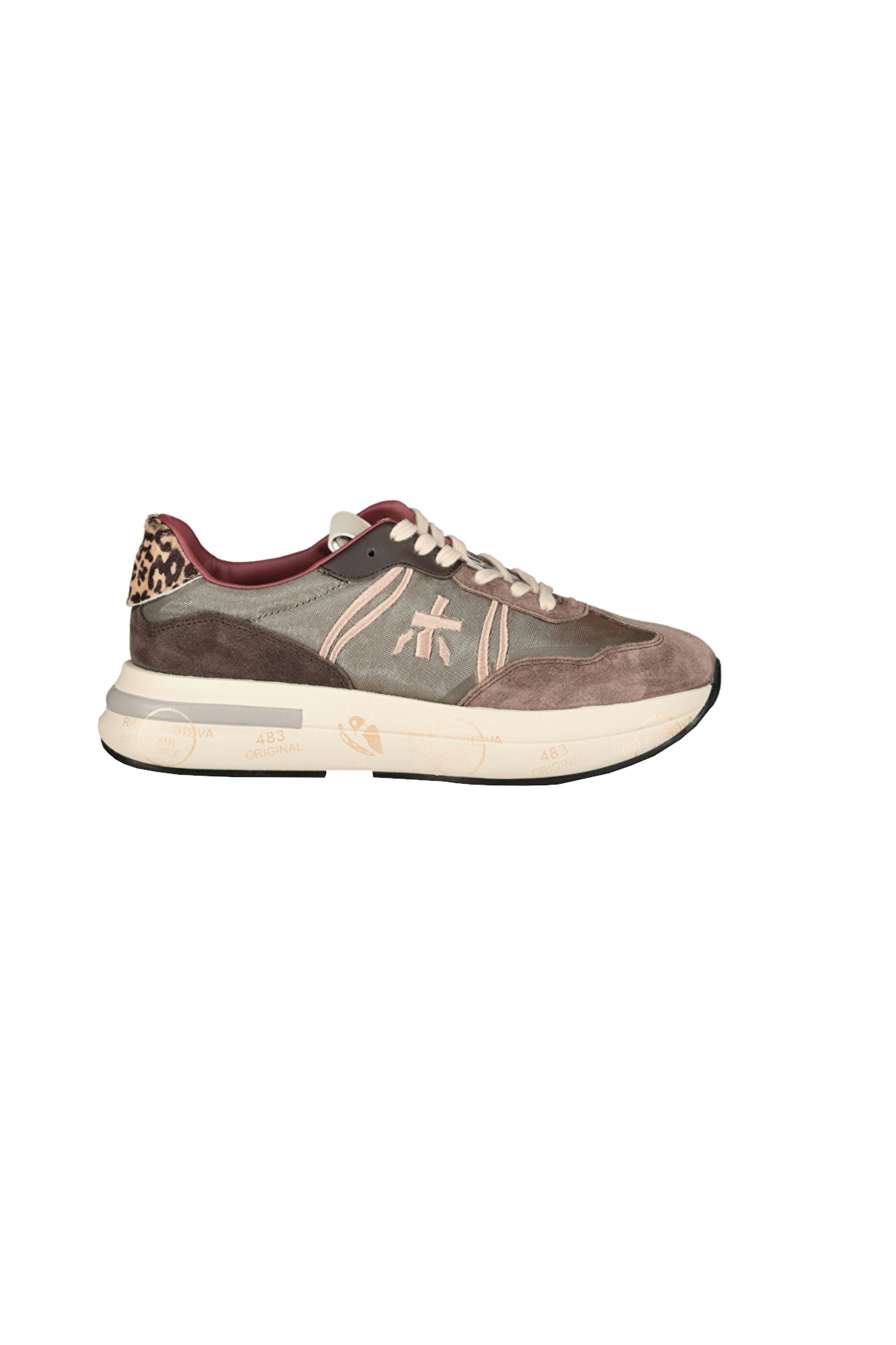 Sneaker