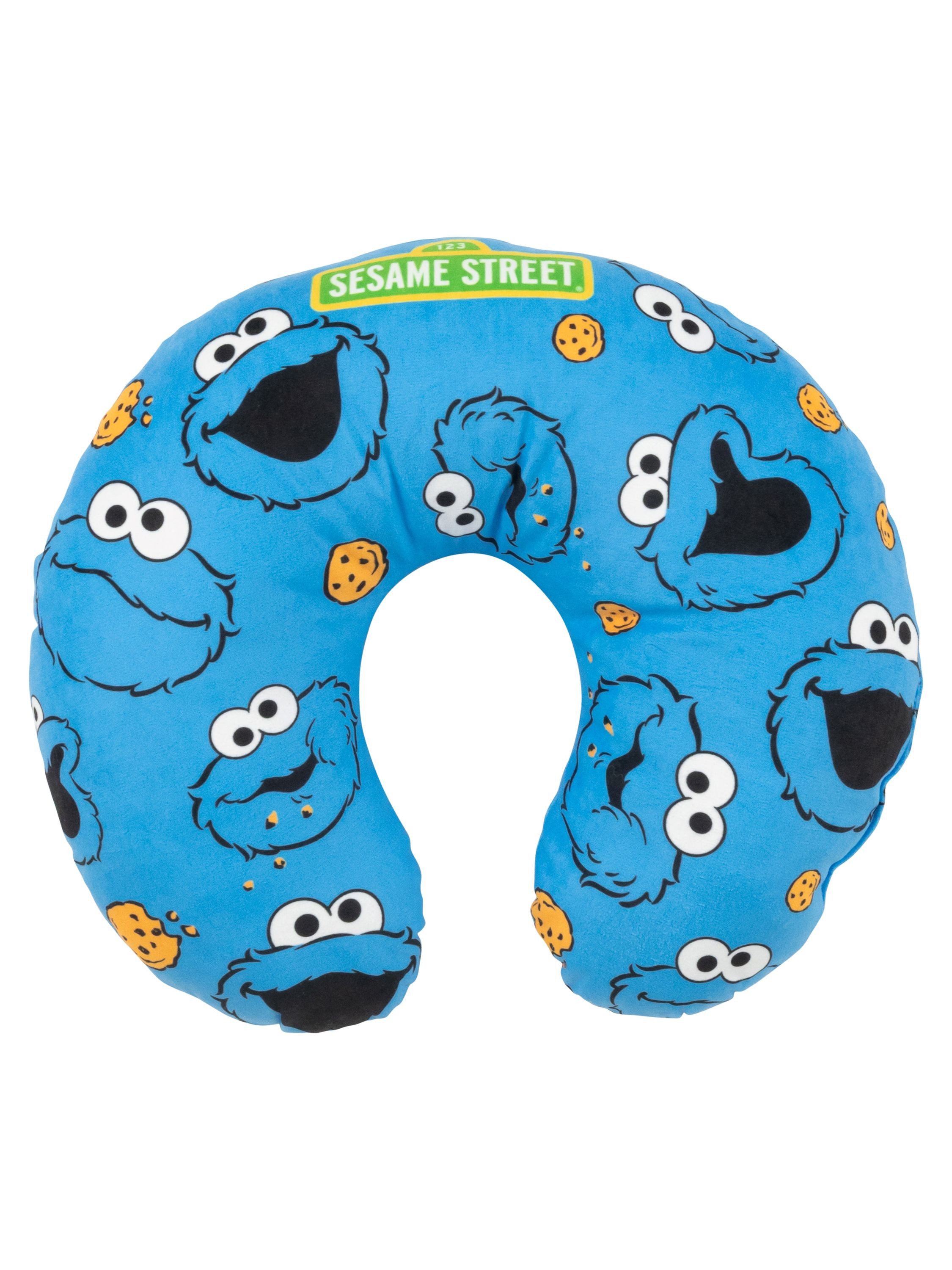 United Labels® Dekokissen Sesamstraße Krümelmonster Allover Reise Nackenkissen Nackenhörnchen
