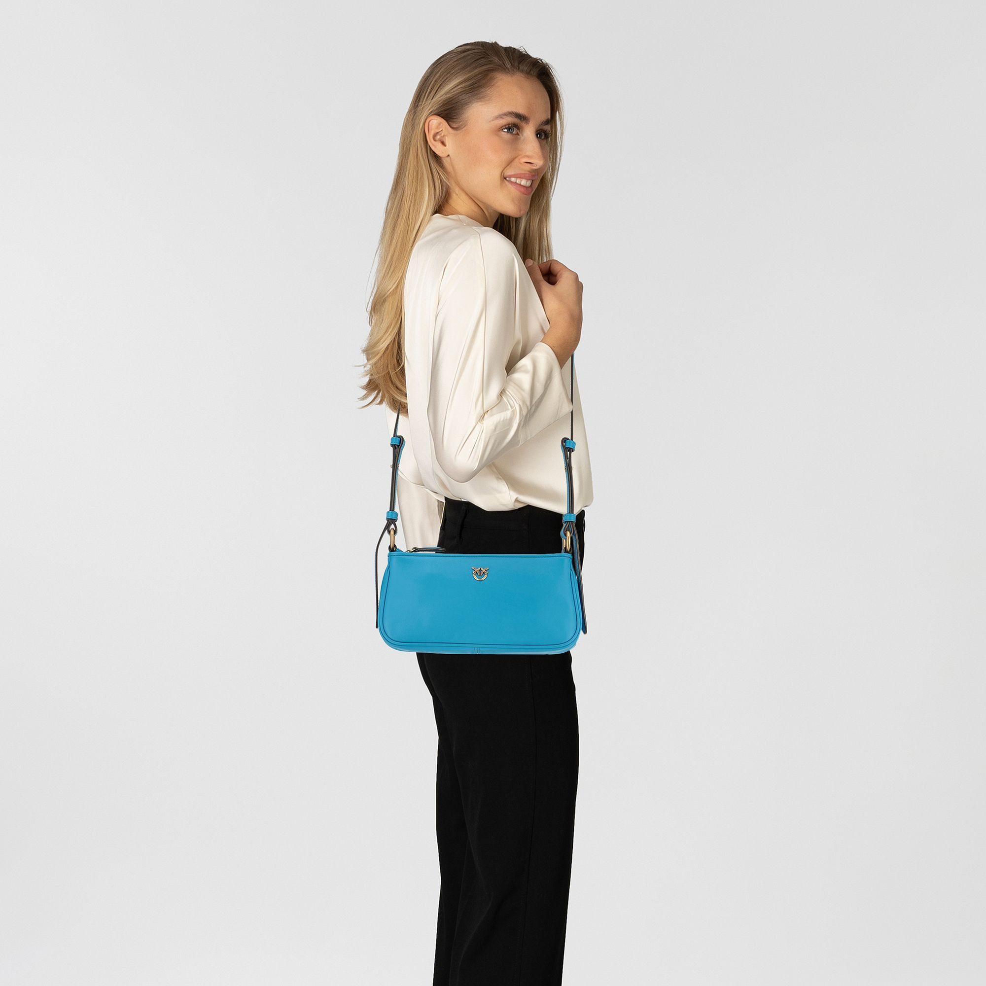 PINKO Umhängetasche Half Moon, Leder