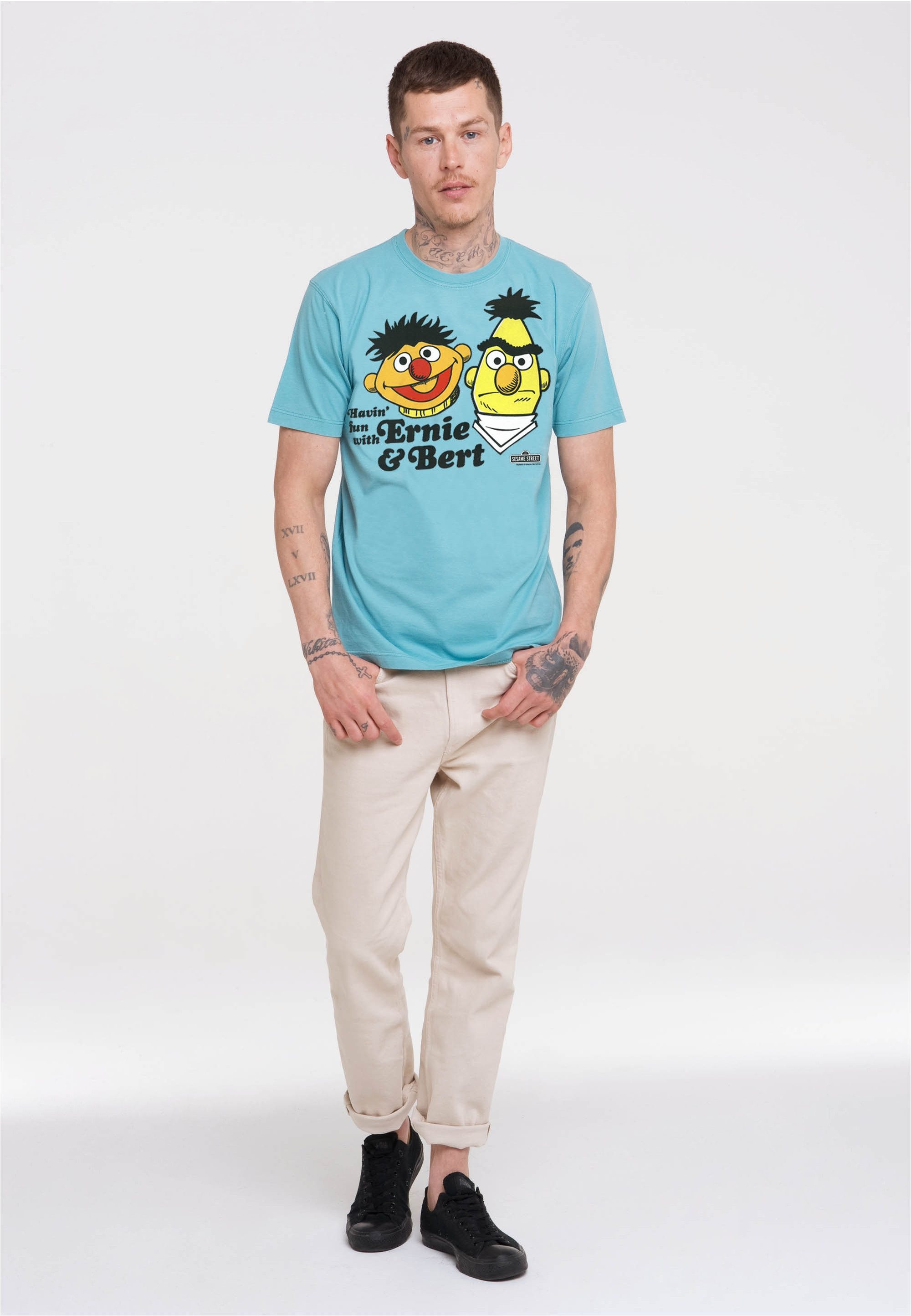 LOGOSHIRT T-Shirt Sesamstrasse - Ernie & Bert, Havin Fun mit angesagtem Ernie & Bert-Print – Bild 2 von 4