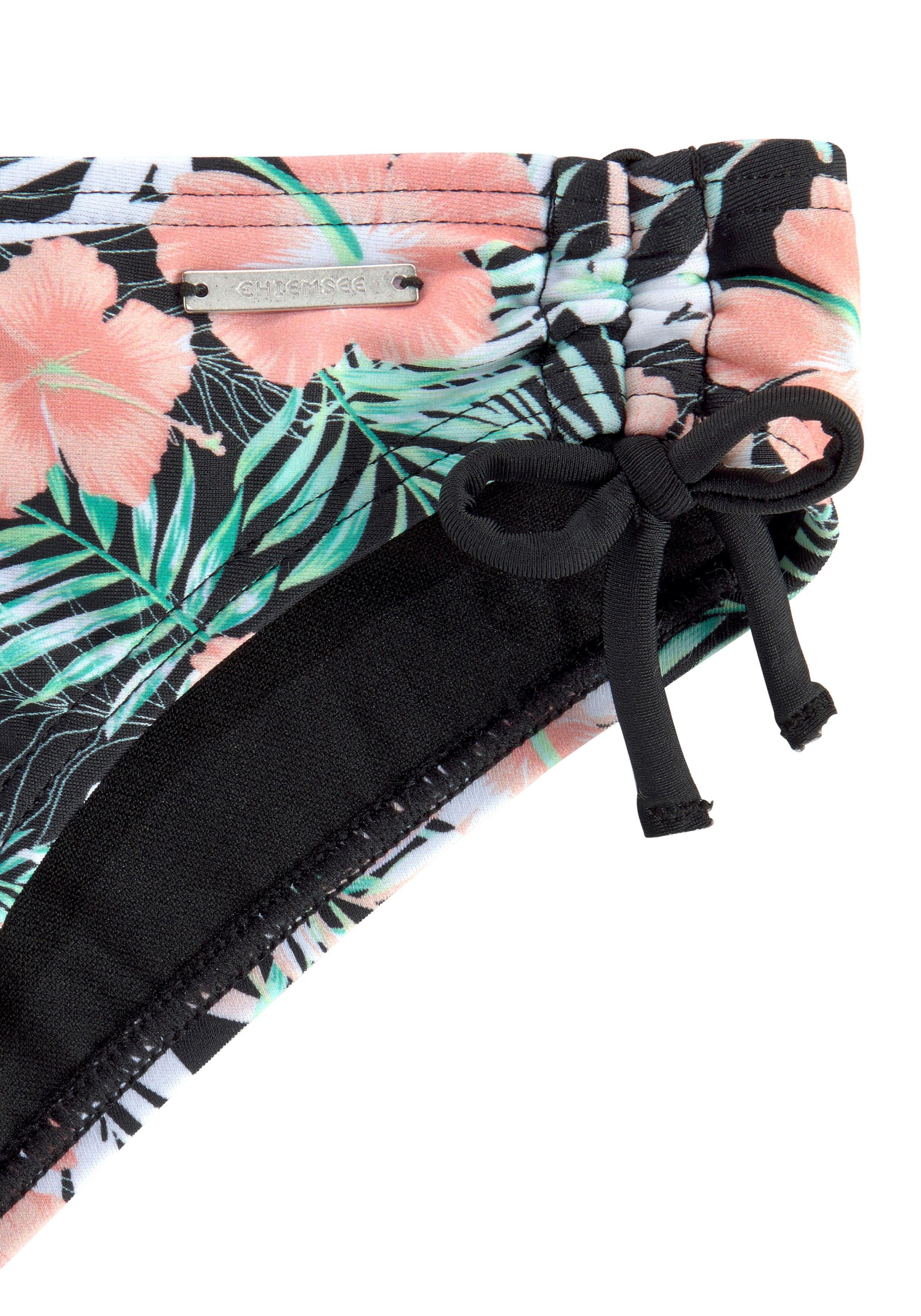 Chiemsee Triangel-Bikini mit floralem Design