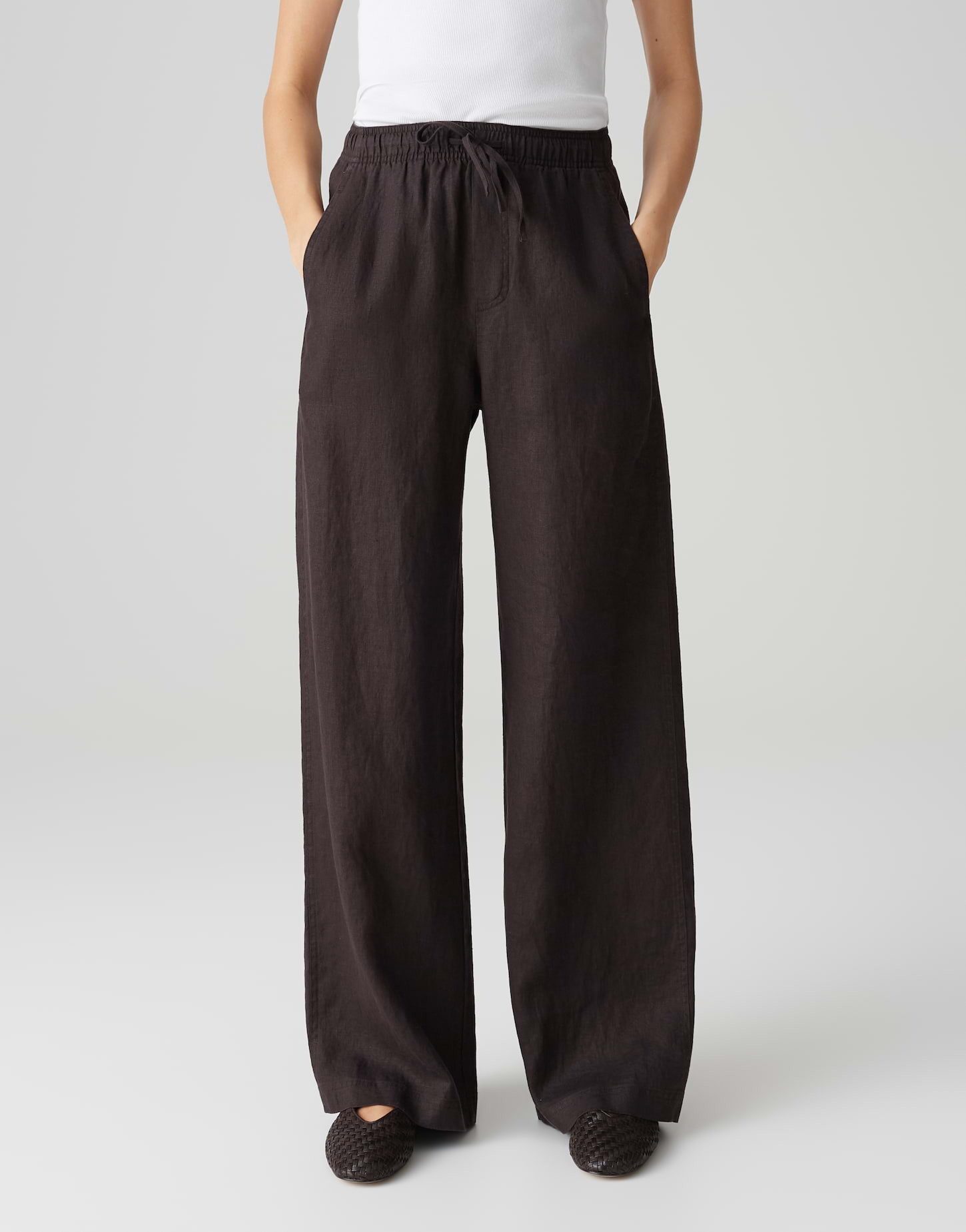 Leinenhose MILENI LINEN mit vorverlegter Seitennaht