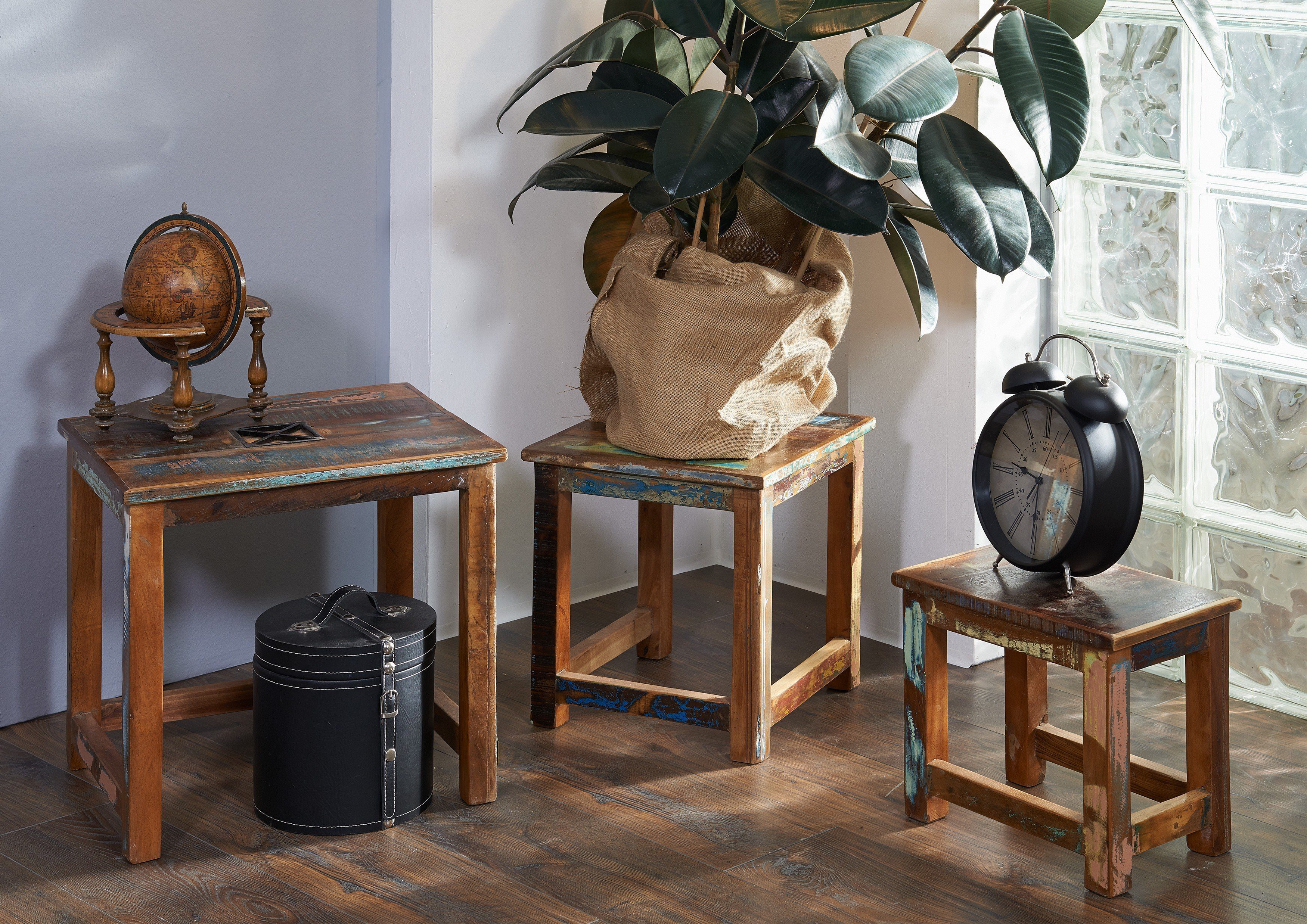 Massivmoebel24 Beistelltisch NATURE OF SPIRIT (48x40x46 Altholz montiert) günstig online kaufen