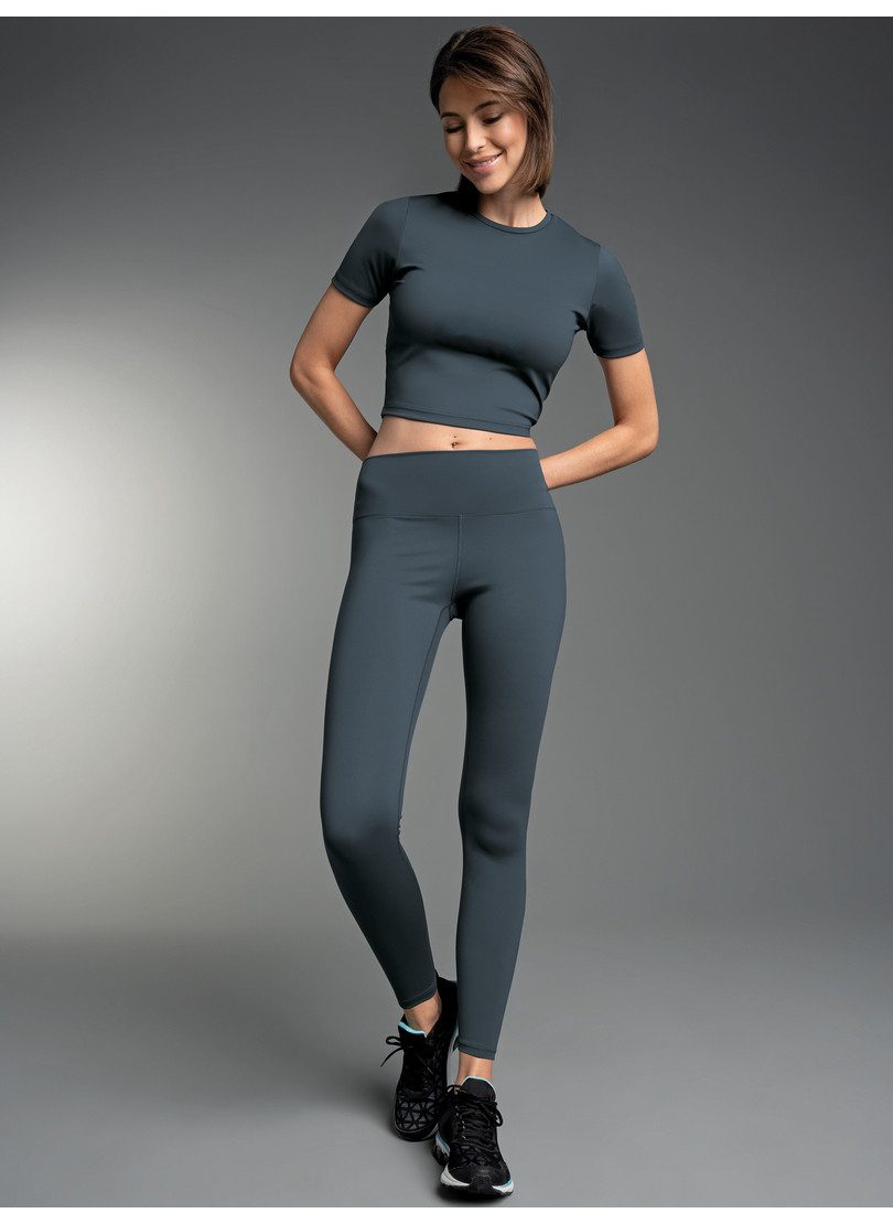 Trigema Sweater TRIGEMA Sport Set aus Cropped T-Shirt und Leggings