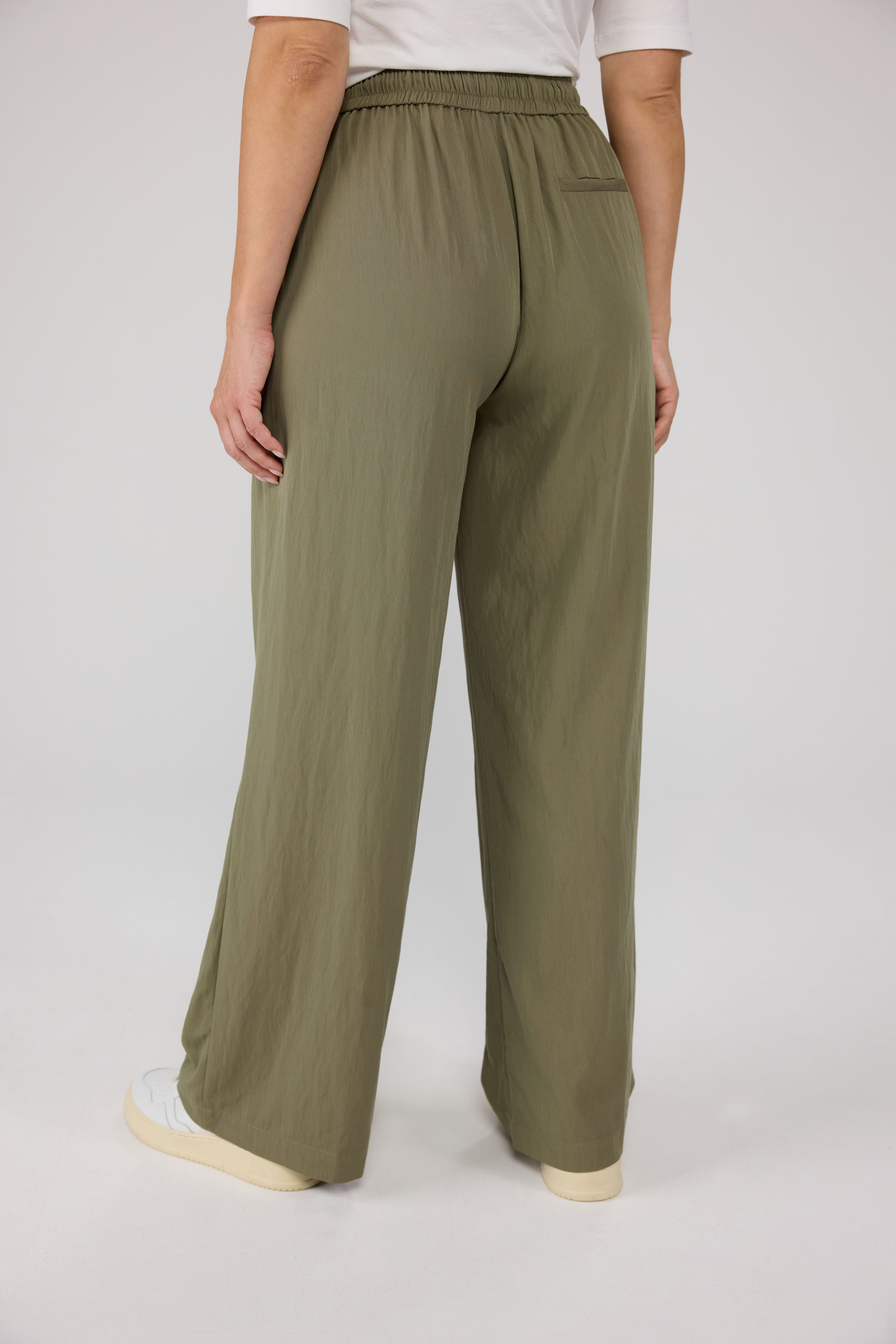 Lieblingsstück Stoffhose LS-054 mit Leistentaschen günstig online kaufen