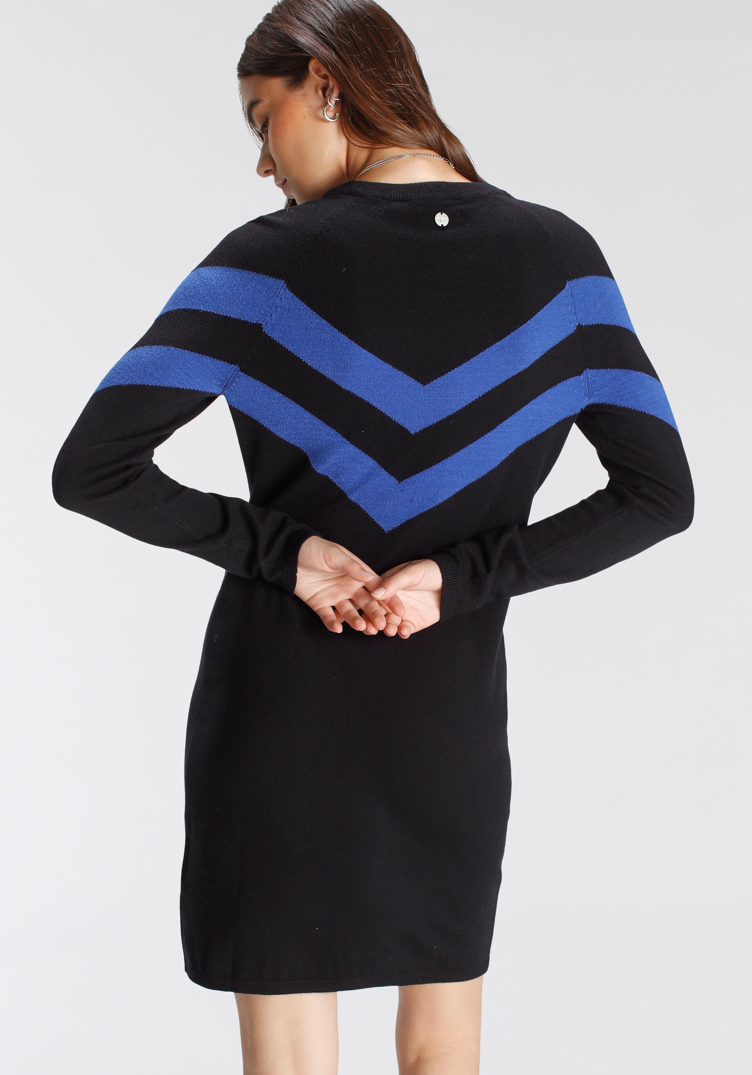 Tamaris Strickkleid mit Streifen-Muster, Kuschelweiches Kleid mit  Wohlfühlgarantie