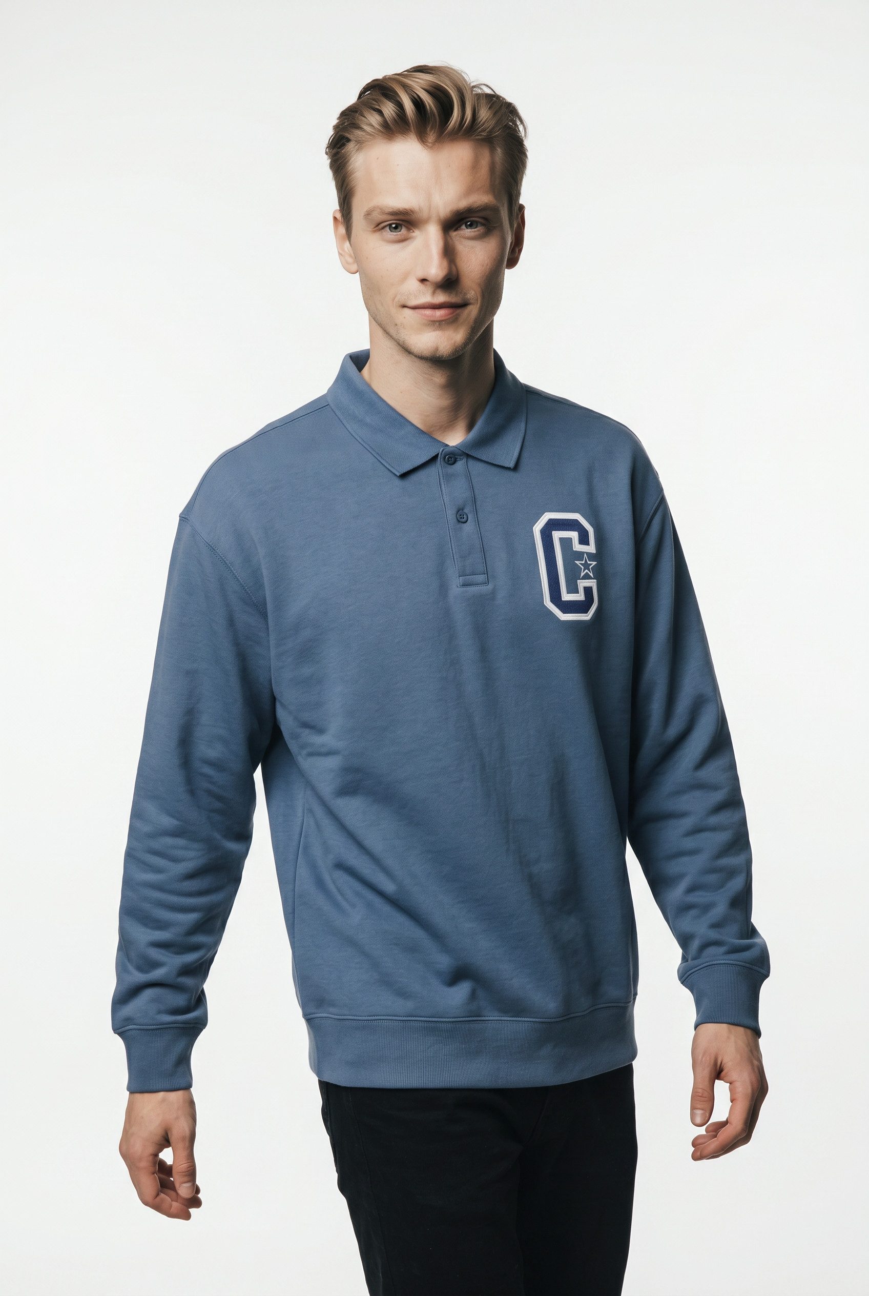 Converse Sweater MEN'S CONVERSE PREMIUM COLLARED CREW SWEATSHIRT mit Polokragen und V-Ausschnitt, aus Baumwolle, Langarm