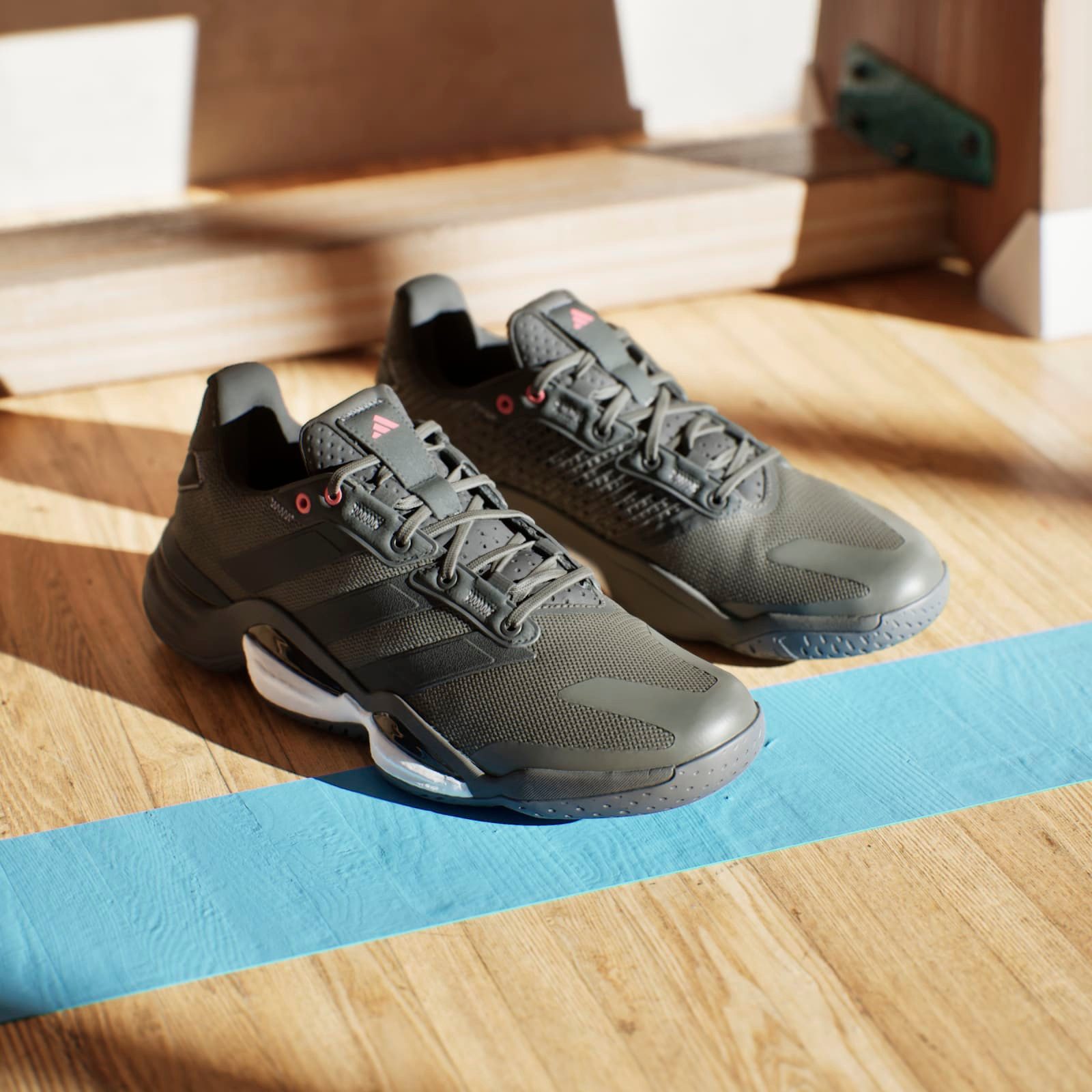 adidas Performance Hallen-Indoorschuhe Stabil 16 schwarz Herren Badmintonschuh