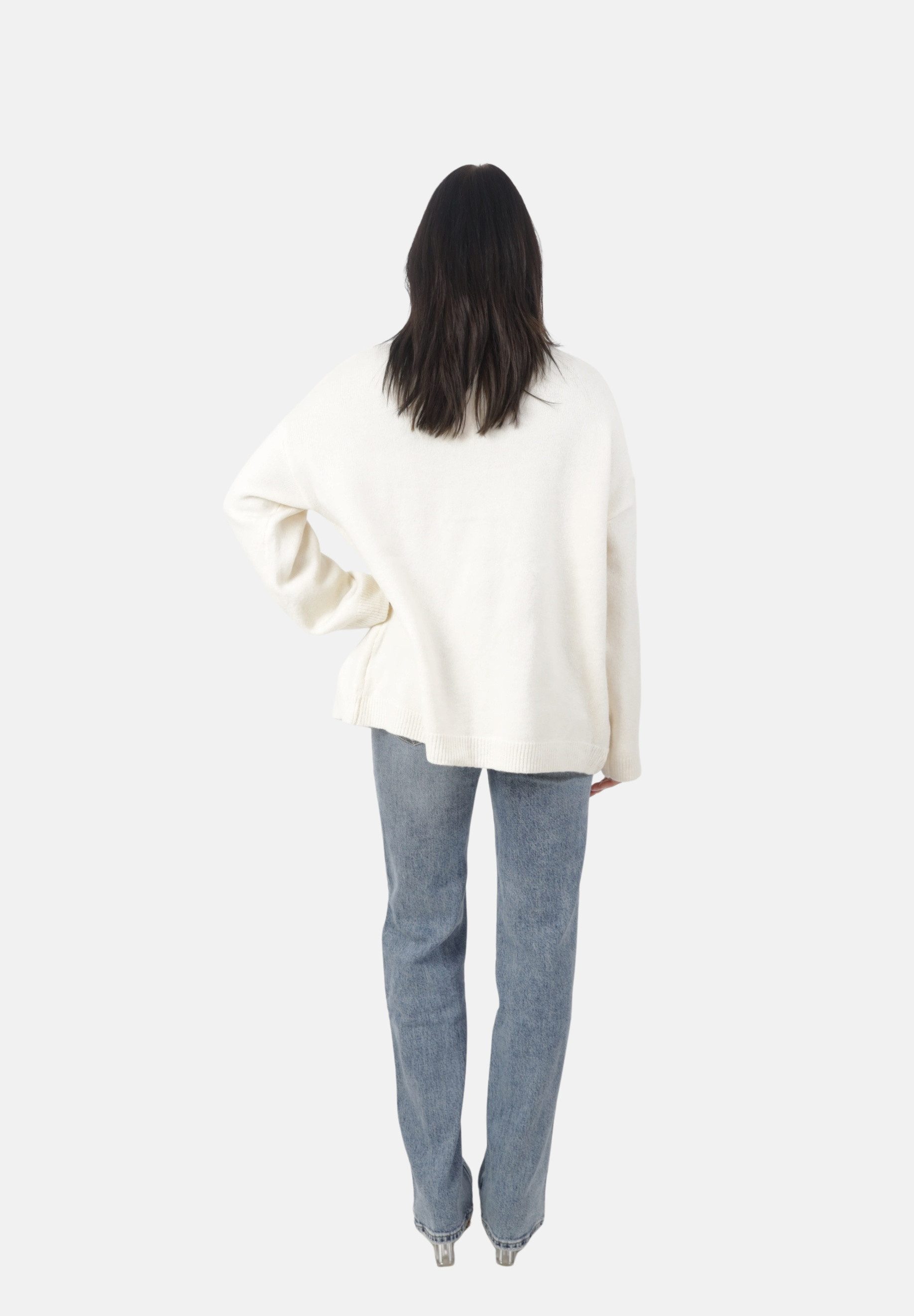 Elara Cardigan — Damen Oversize Strickjacke mit Knöpfen und Taschen