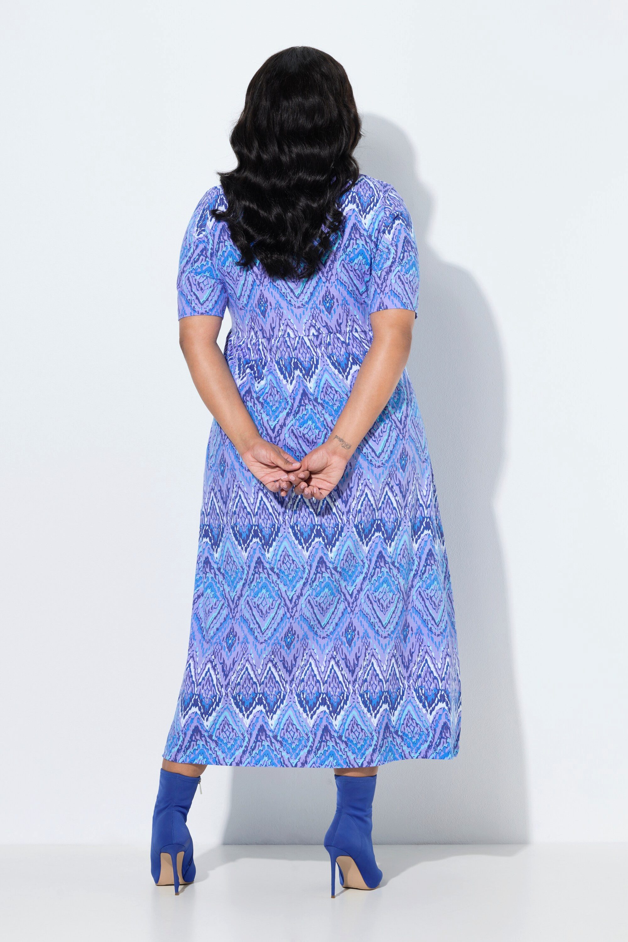Ulla Popken Maxikleid Maxikleid gemustert A-Linie Tunika-Ausschnitt