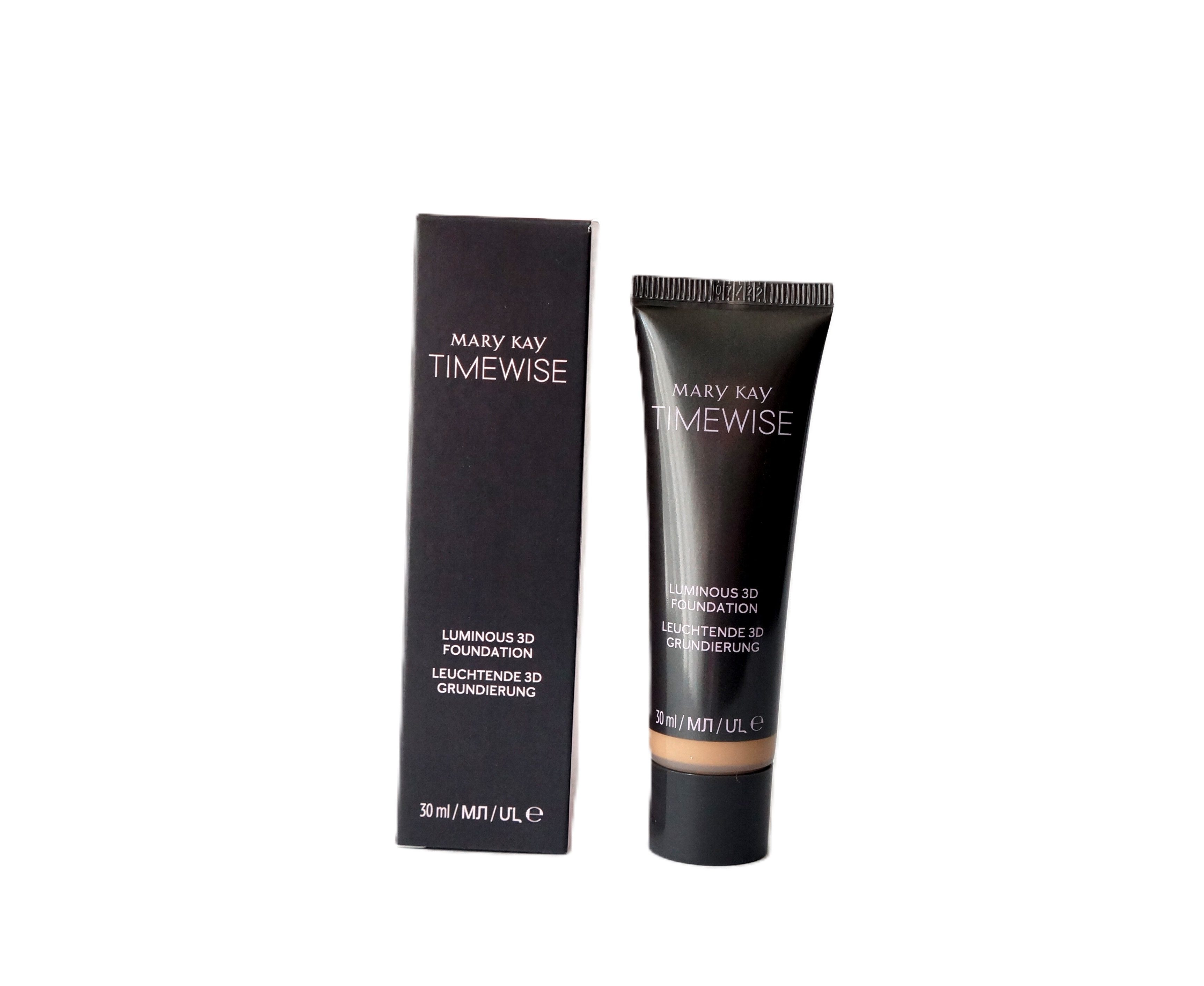 Foundation Luminous 3D Foundation leuchtende Grundierung 30ml Beige