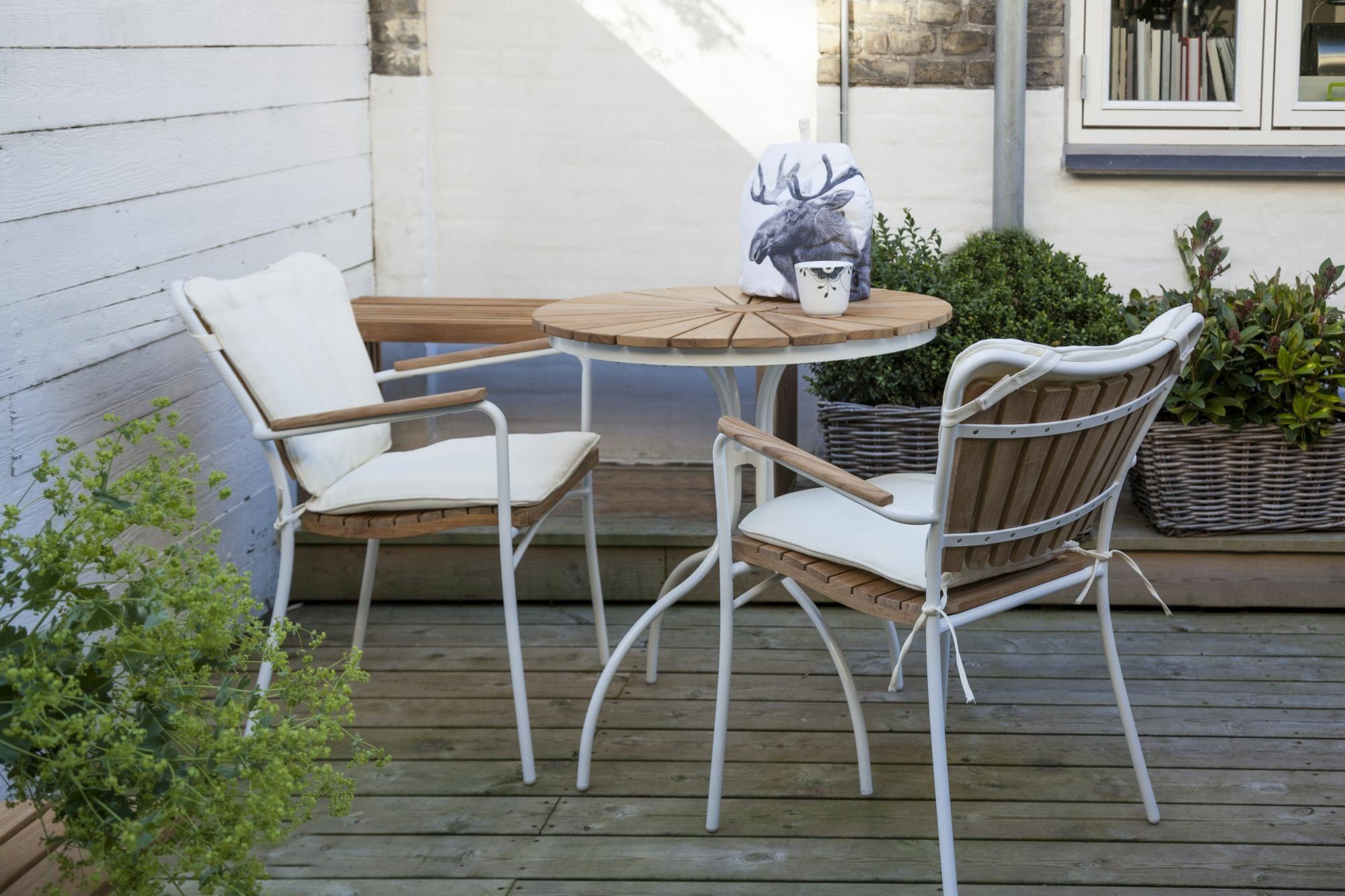 Cinas Gartentisch Ellen, Skandinavisches Design günstig online kaufen