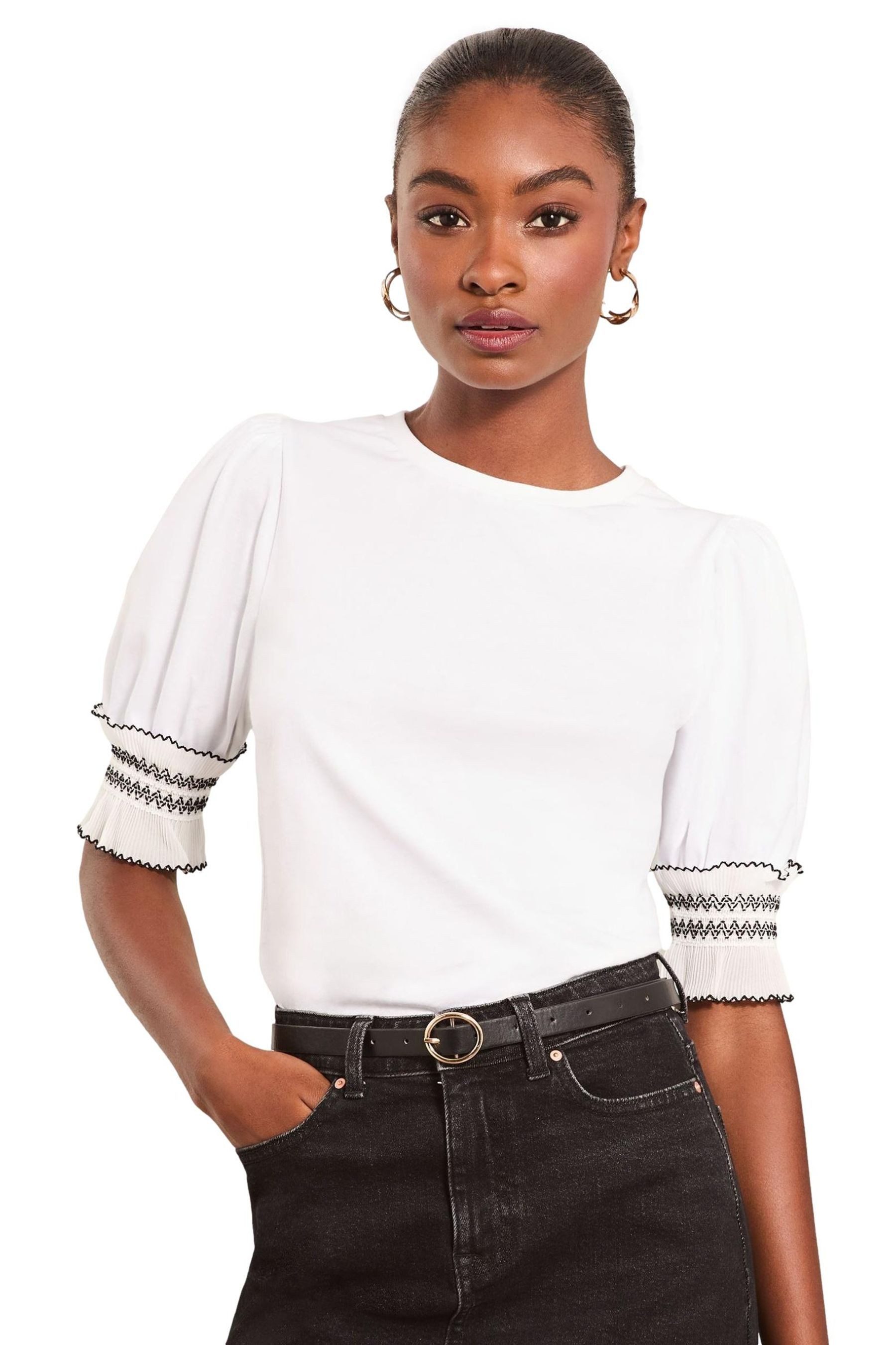 T-Shirt Lipsy Oberteil mit kurzen Puffärmeln, Regular