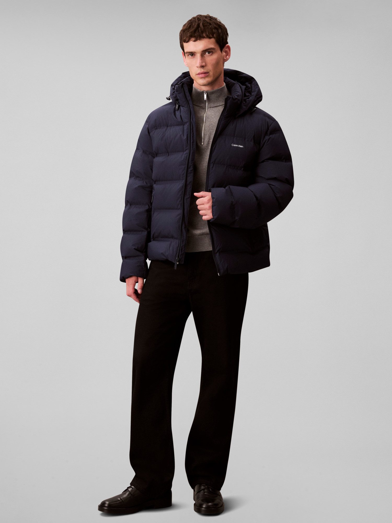 Calvin Klein Jeans Steppjacke LS QUILTED BONDED CHANNEL HD PUF Mit Rundhalsausschnitt, regular fit – Bild 5 von 5