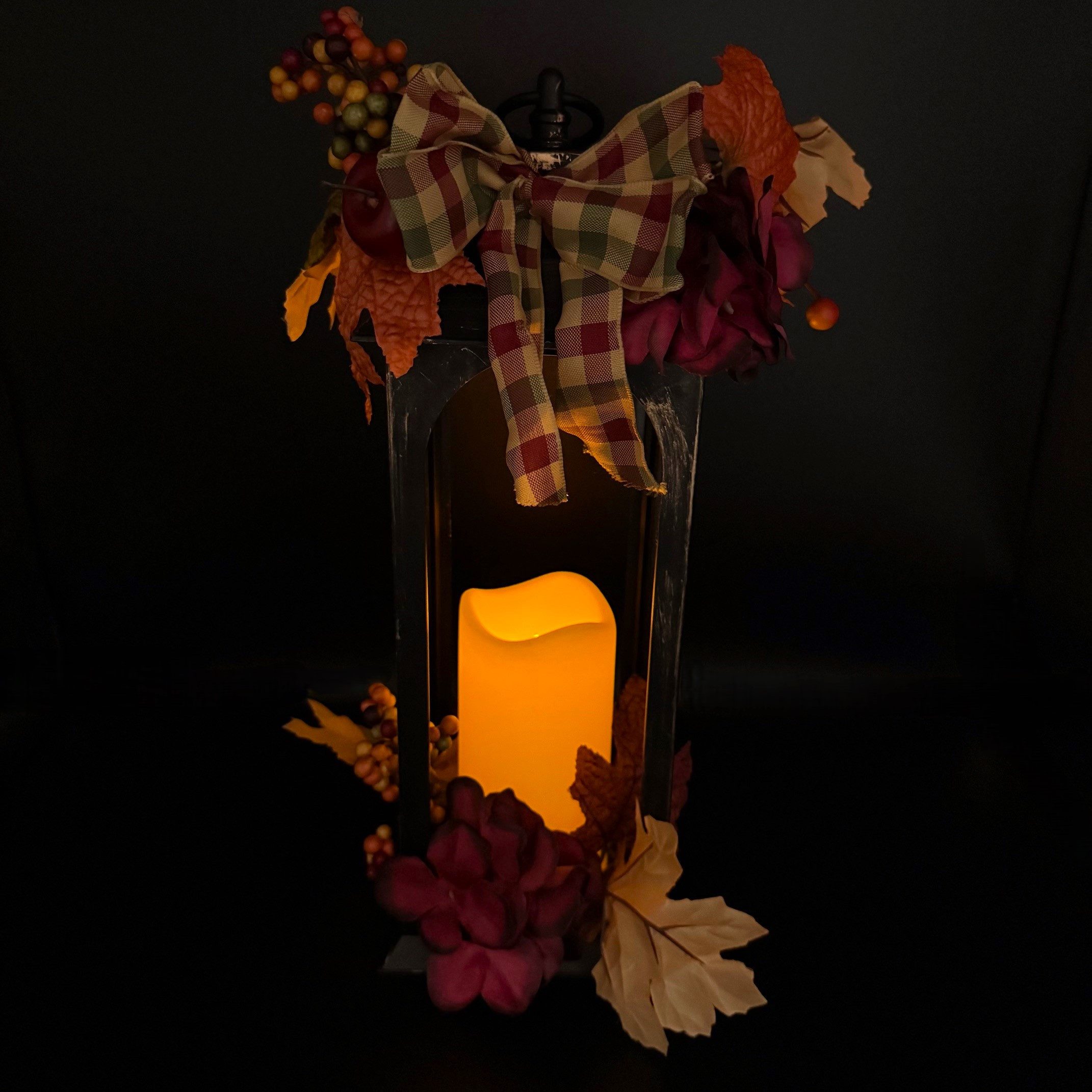 Online-Fuchs Kerzenlaterne mit LED-Kerze & Timer mit viel Laub, Äpfeln und günstig online kaufen