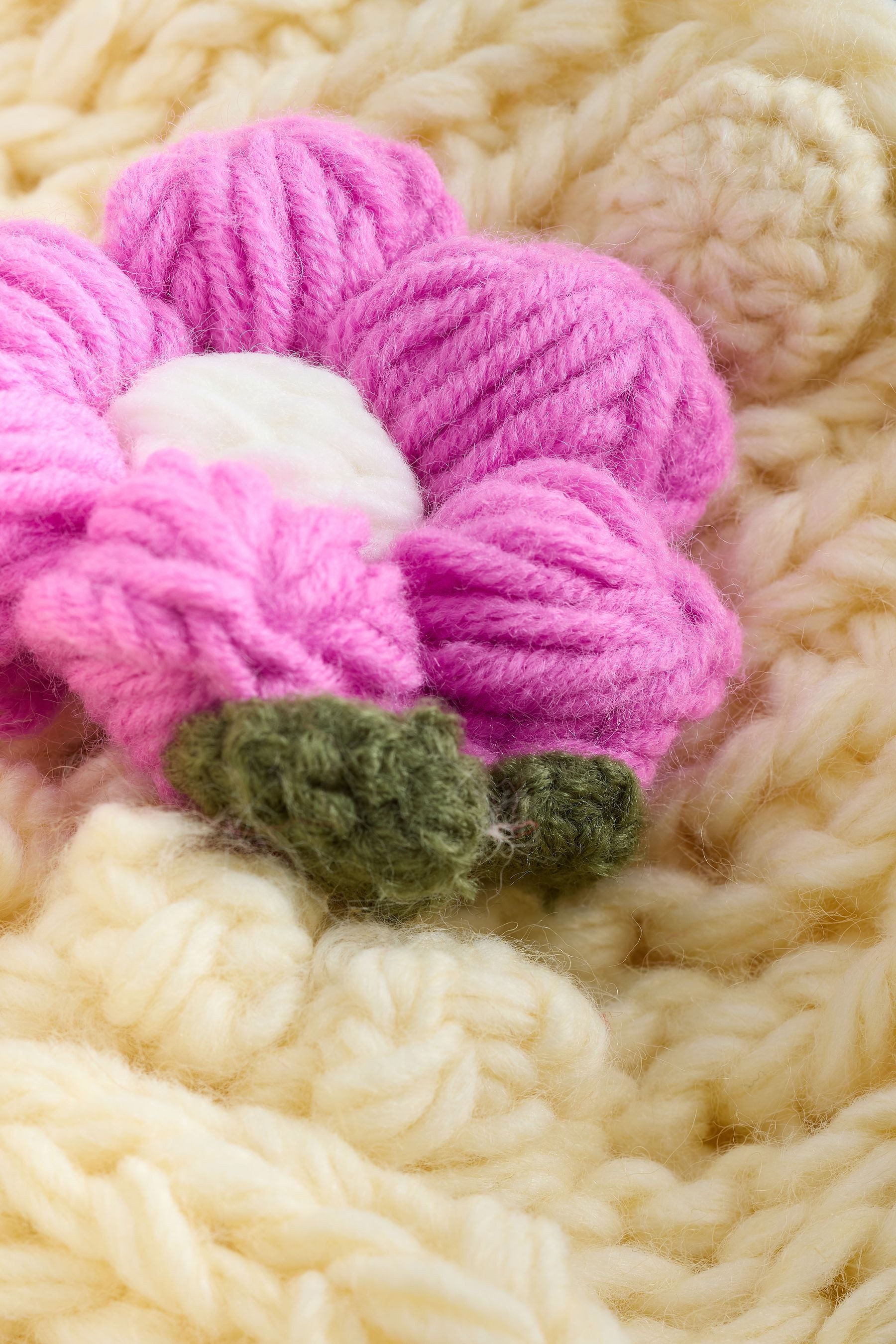 Next Strickjacke Von Hand gestrickte Strickjacke, 3D-Blumendesign (1-tlg) günstig online kaufen