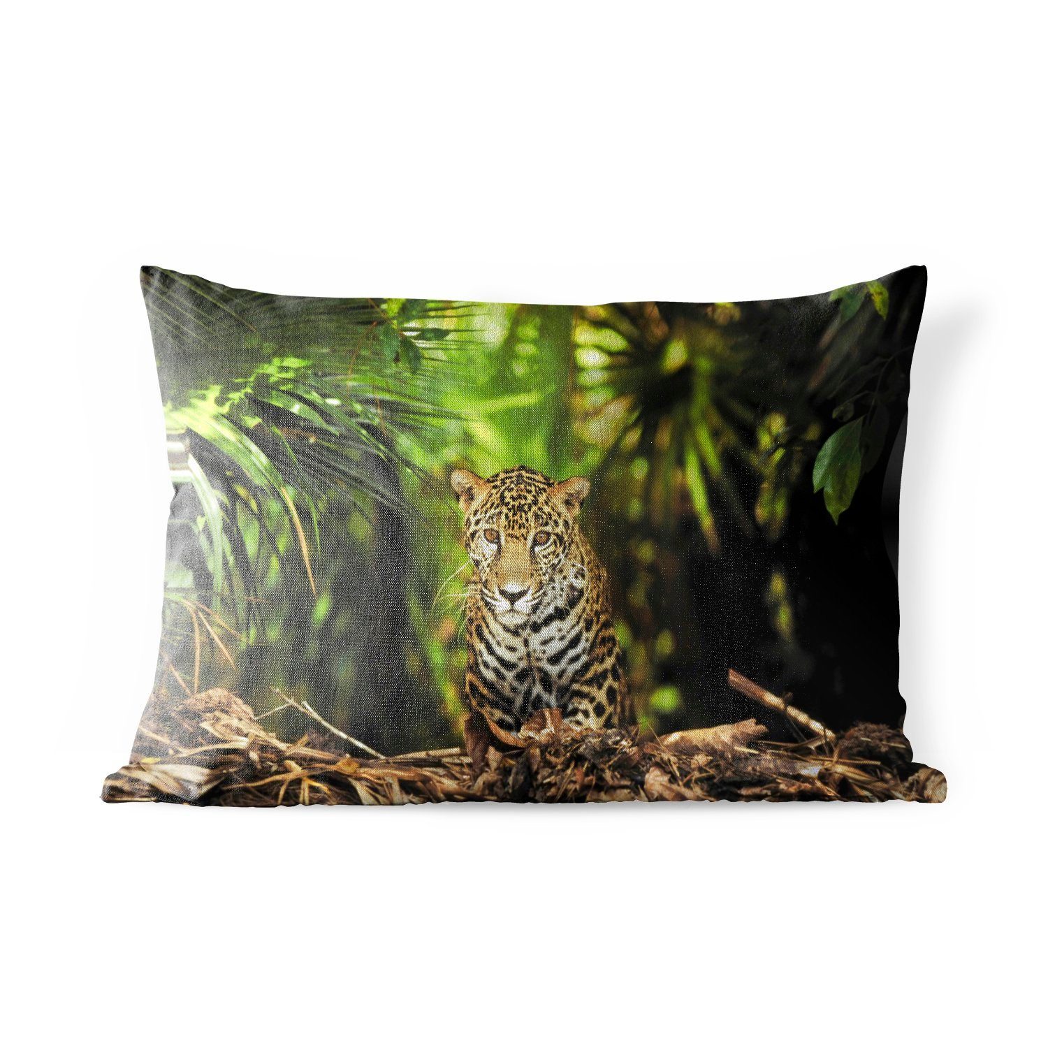 MuchoWow Dekokissen Junger Jaguar im Dschungel, Outdoor-Dekorationskissen, Polyester, Dekokissenbezug, Kissenhülle