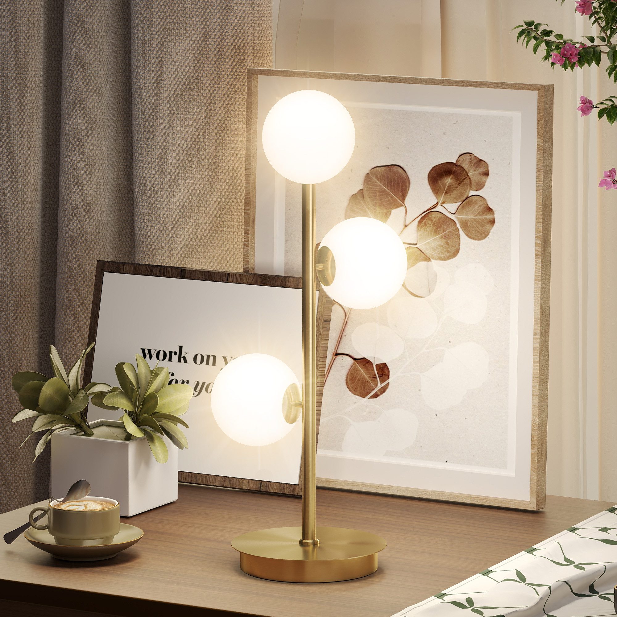 HOMCOM Tischleuchte mit 3 Kugelschirmen, stabilem Stahlfuß, G9-Fassungen, ohne Leuchtmittel, Leselampe für Schlafzimmer, Wohnzimmer, Messing