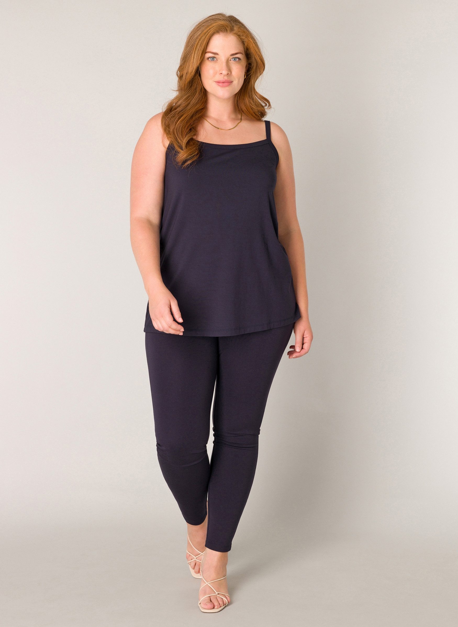 Base Level Curvy Spaghettitop Alexa Verstellbare günstig online kaufen