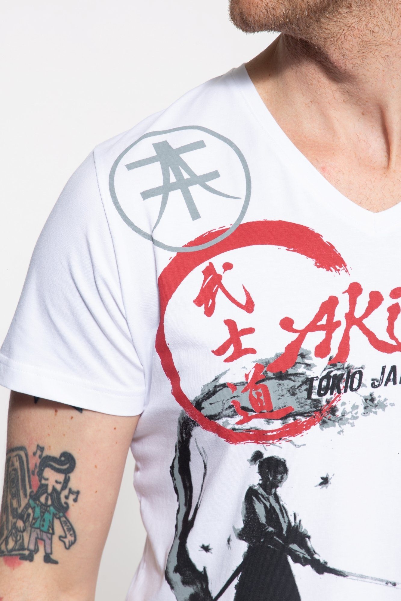 Tanaka weiß Strong Print Akito T-Shirt mit