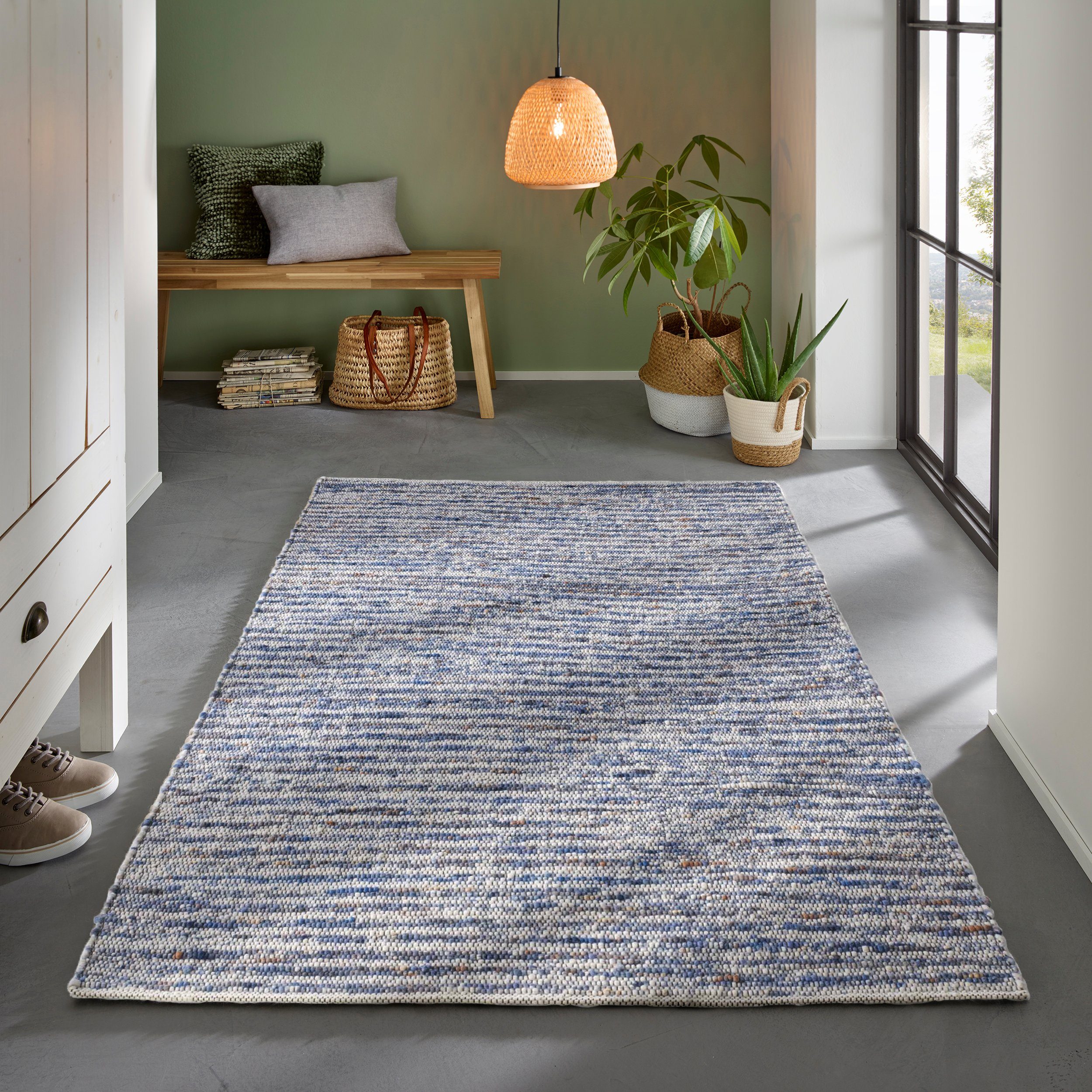 TaCa Home Wollteppich Gewalkter Handweb Woll-Teppich mit schwarzer Kette, rechteckig, Höhe: 9 mm, nachhaltige Schurwolle Wohnzimmer Schlafzimmer, Blau - 70 x 130 cm
