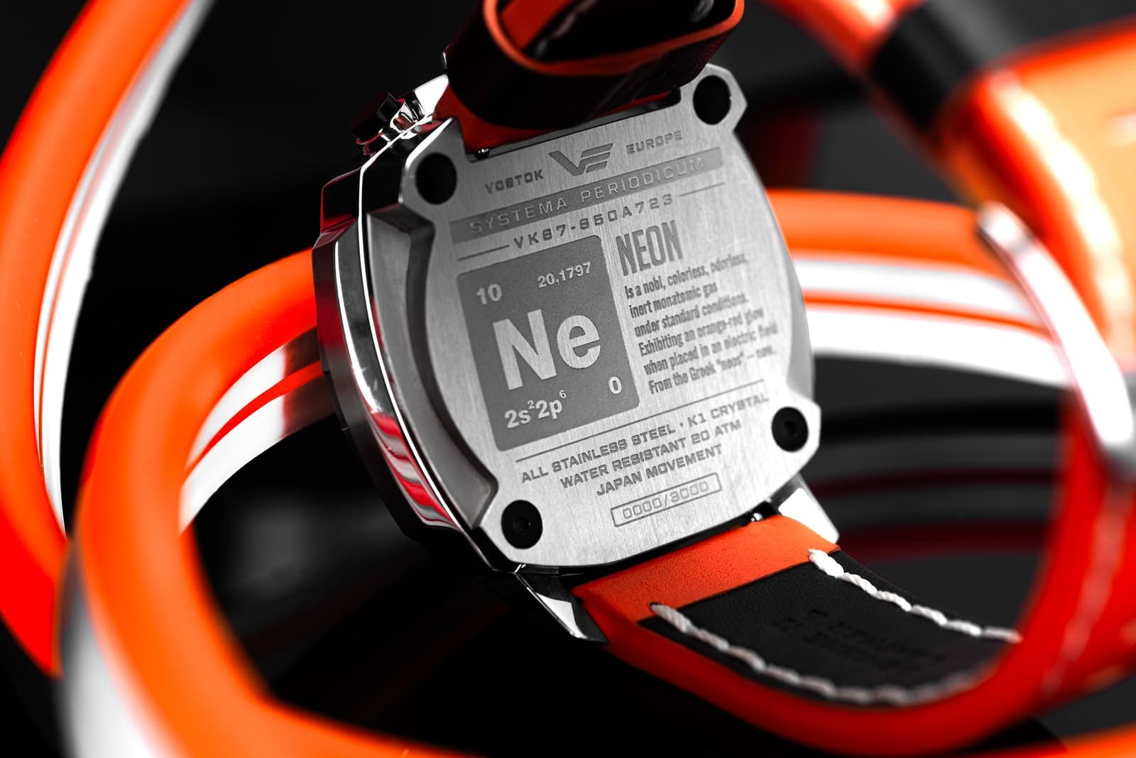 Vostok Europe Chronograph Systema Periodicum Neon – Herrenuhr mit Edelstahlgehäuse, 45,5 mm 650A723B