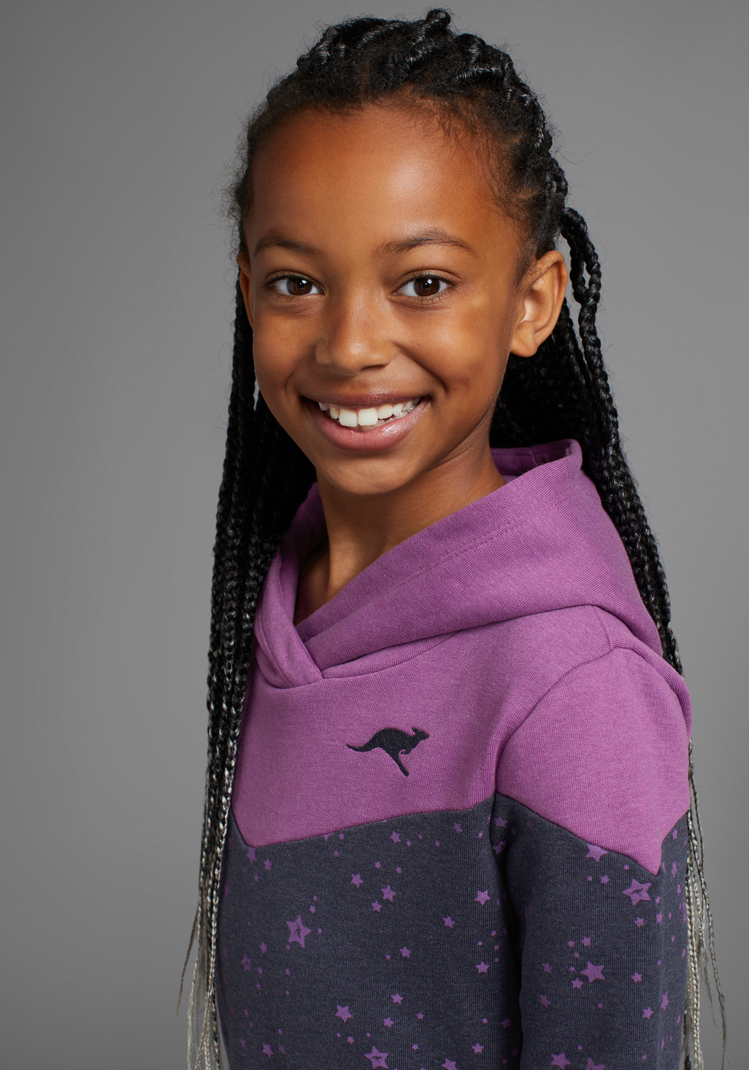 KangaROOS Sweatkleid mit süßem allover Druck, in Colorblocking-Design