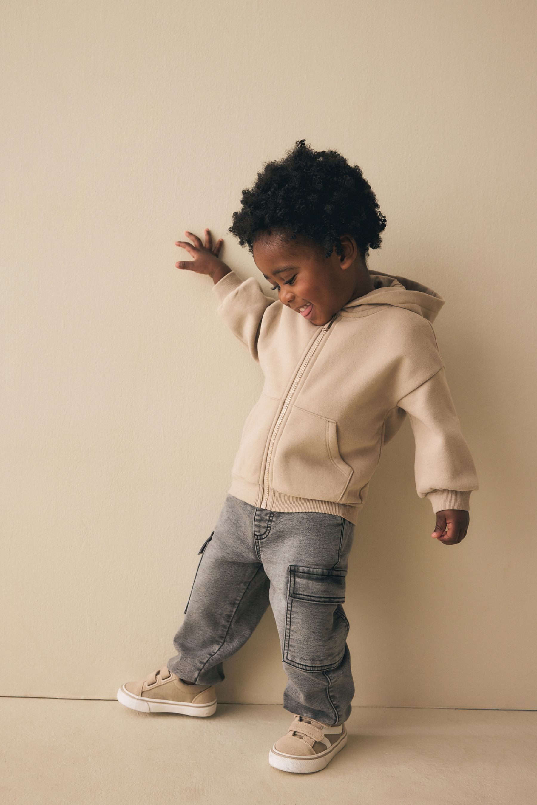 Next Hoodie Kapuzenjacke mit durchgehendem Reißverschluss (1-tlg)